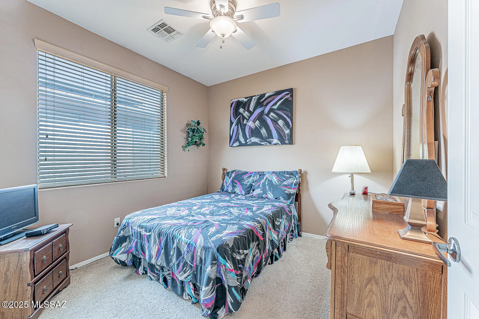 Property Slideshow image 32 of 49 | 570 n tunitcha dr, Green Valley, AZ, 85614