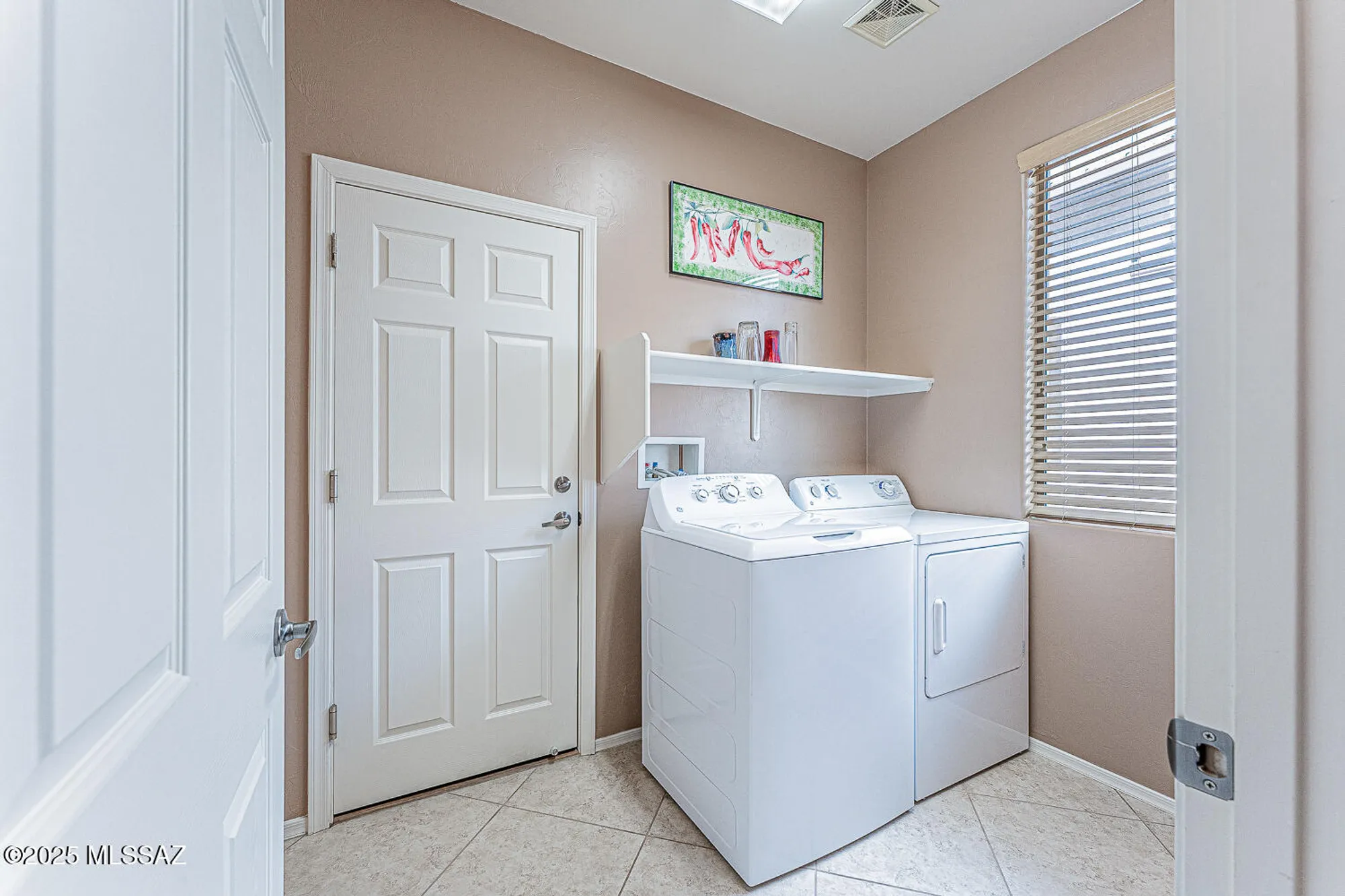 Property Slideshow image 36 of 49 | 570 n tunitcha dr, Green Valley, AZ, 85614