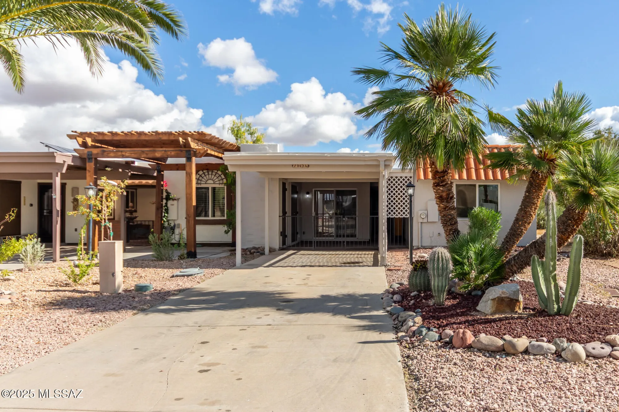 Property Slideshow image 2 of 30 | 362 n calle del chancero, Green Valley, AZ, 85614
