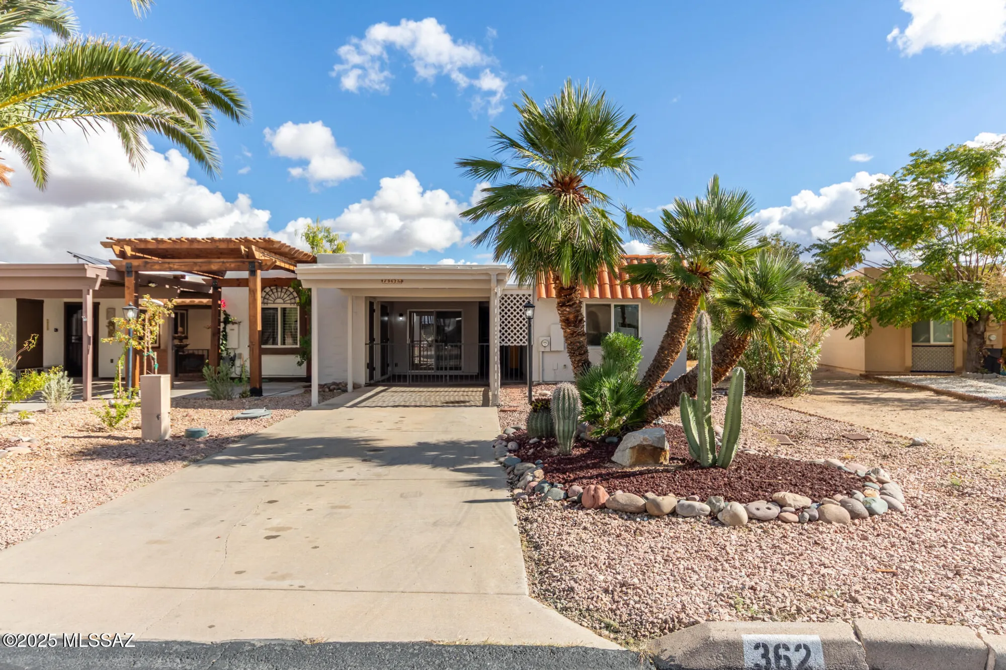 Property Slideshow image 1 of 30 | 362 n calle del chancero, Green Valley, AZ, 85614
