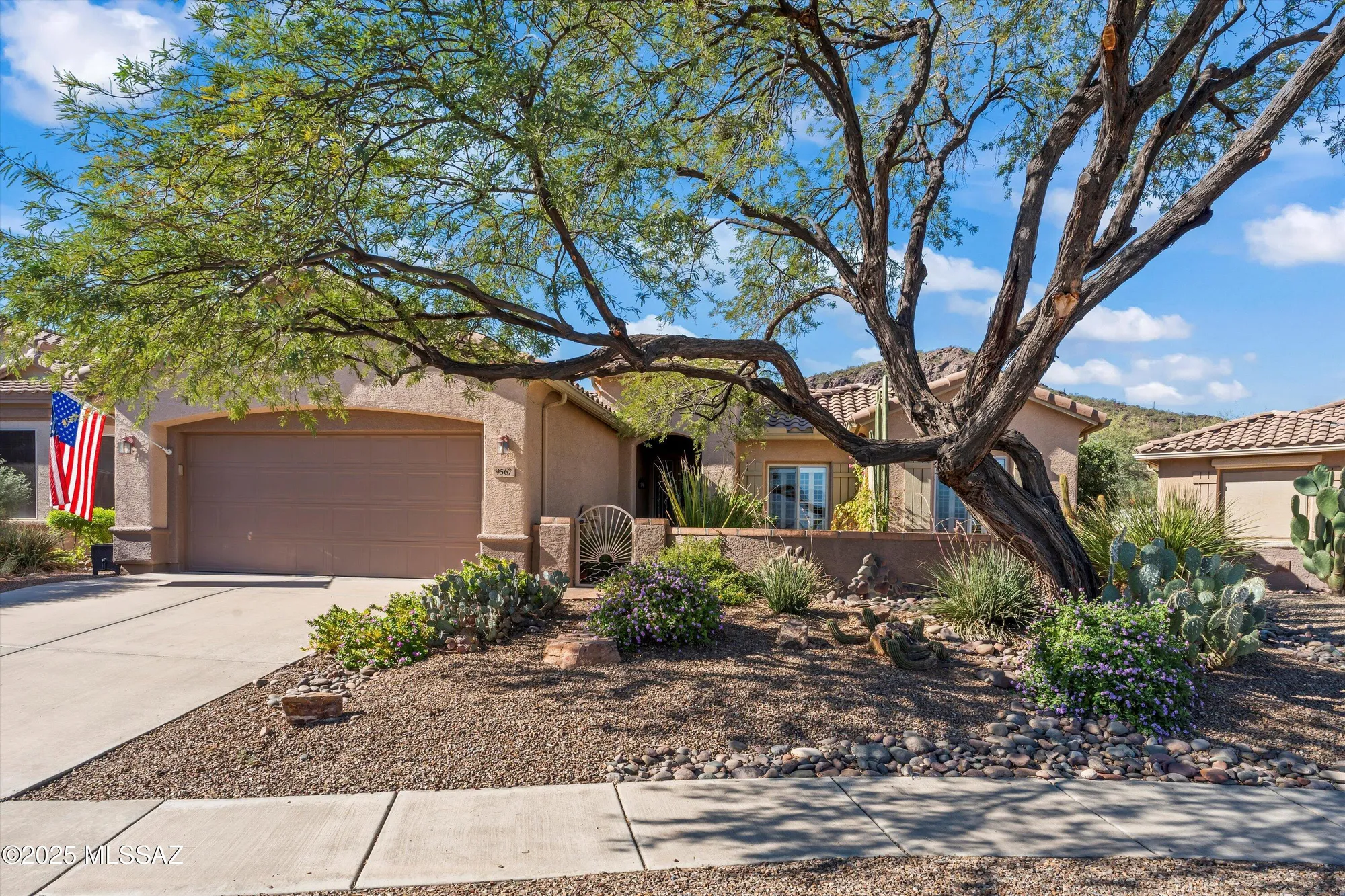Property Slideshow image 2 of 51 | 9567 n antler ridge dr, Tucson, AZ, 85743