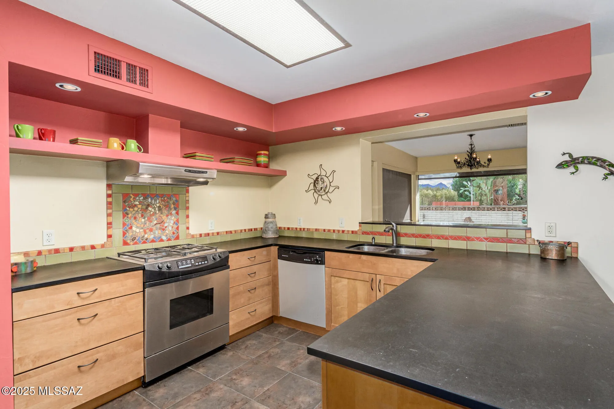 Property Slideshow image 20 of 41 | 212 e la espina, Green Valley, AZ, 85614