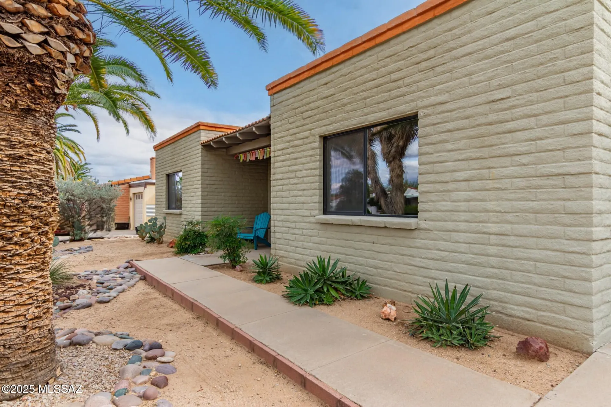 Property Slideshow image 9 of 41 | 212 e la espina, Green Valley, AZ, 85614