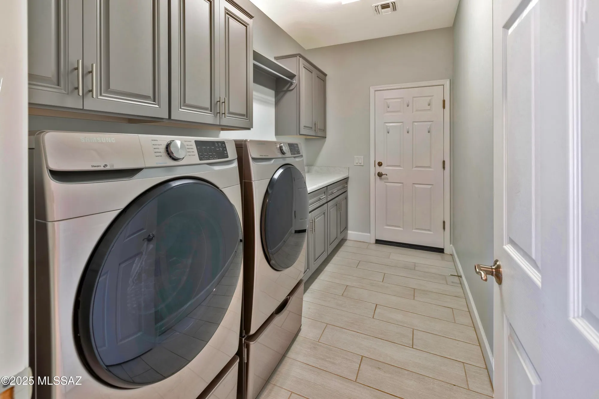 Property Slideshow image 17 of 46 | 59799 e juniper rd, Oracle, AZ, 85623