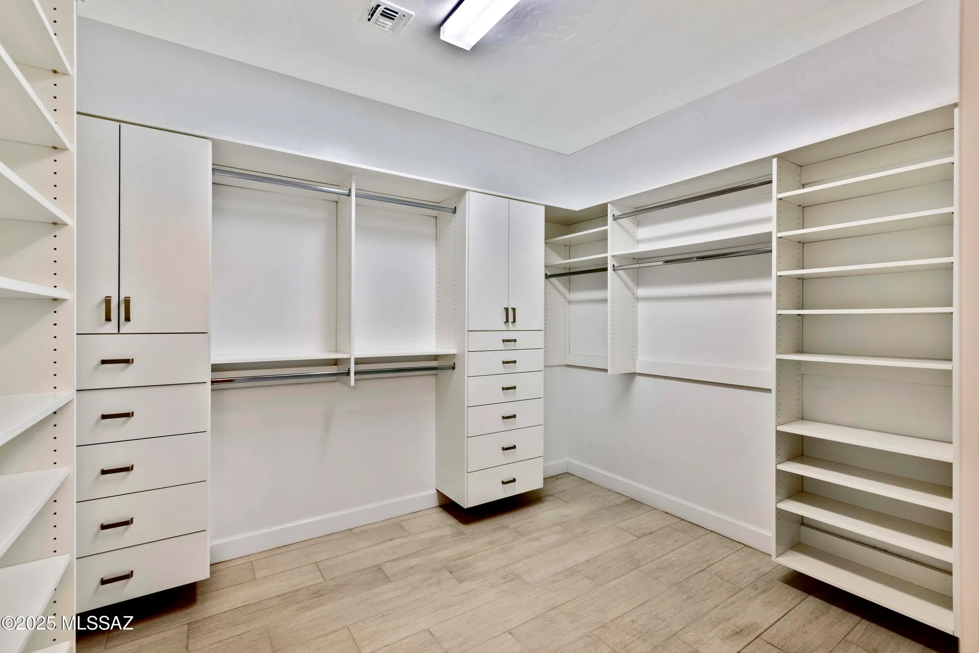 Property Slideshow image 24 of 46 | 59799 e juniper rd, Oracle, AZ, 85623