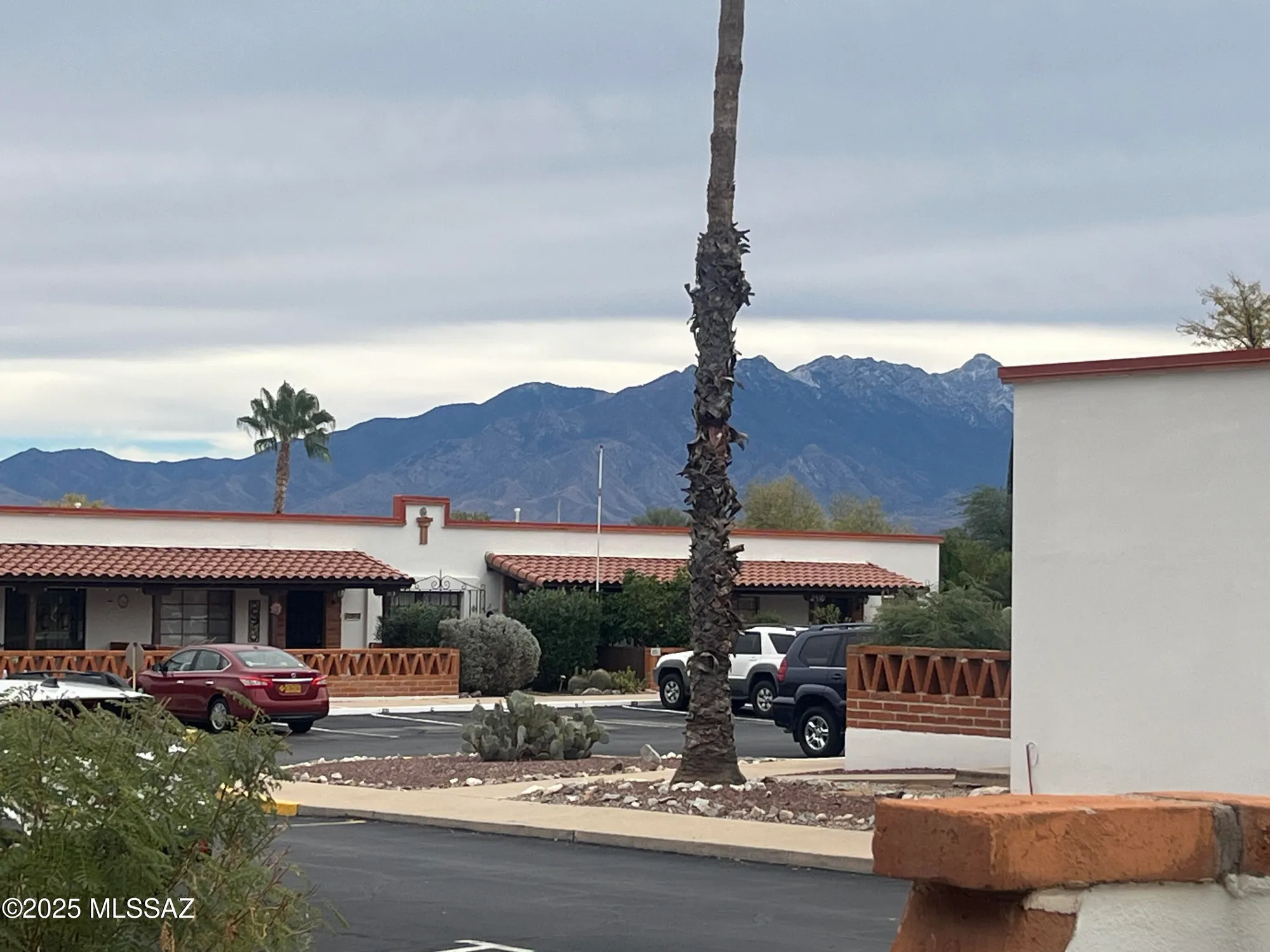 Property Slideshow image 5 of 24 | 136 w camino alameda b, Green Valley, AZ, 85614