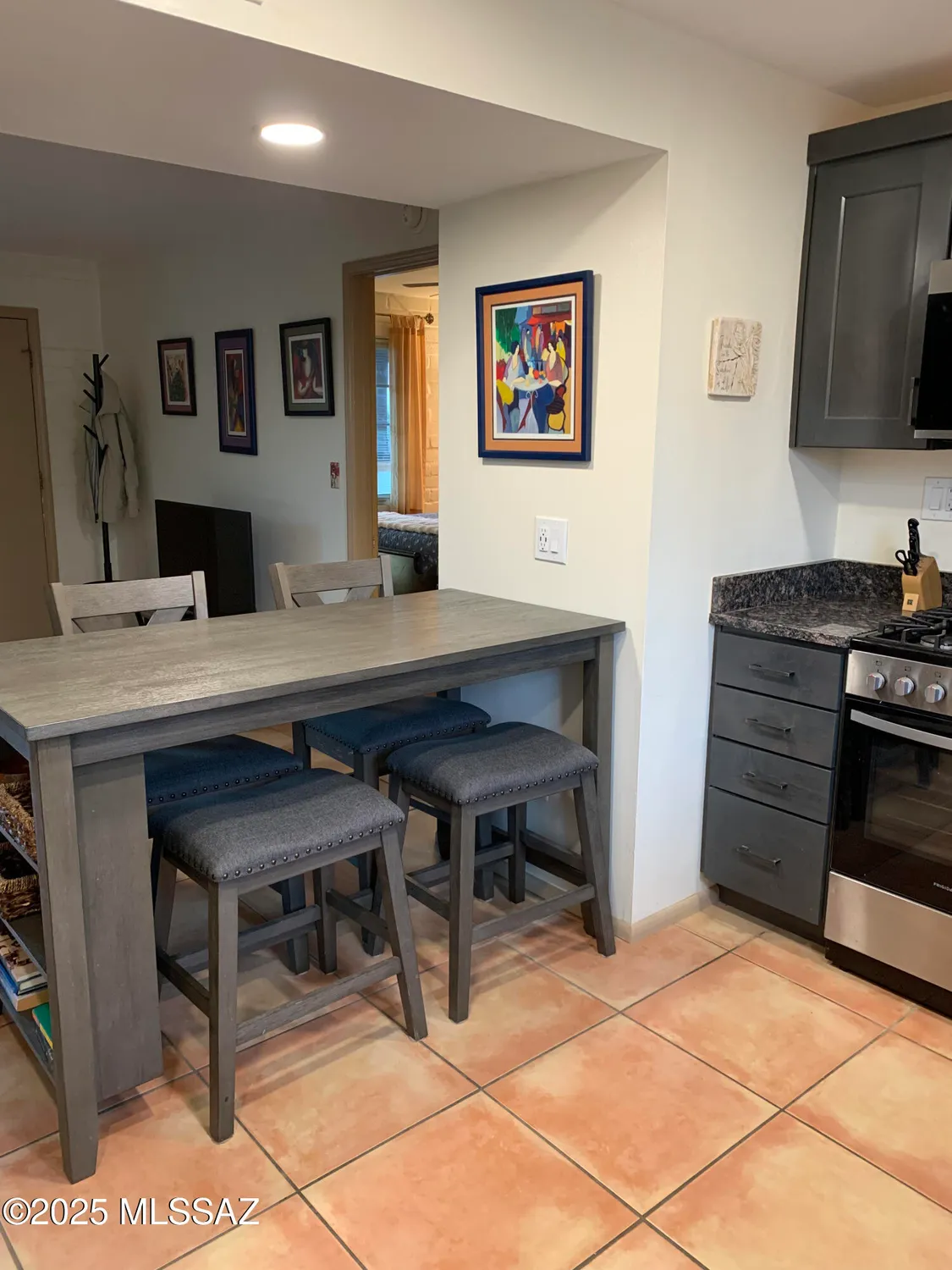 Property Slideshow image 13 of 24 | 136 w camino alameda b, Green Valley, AZ, 85614