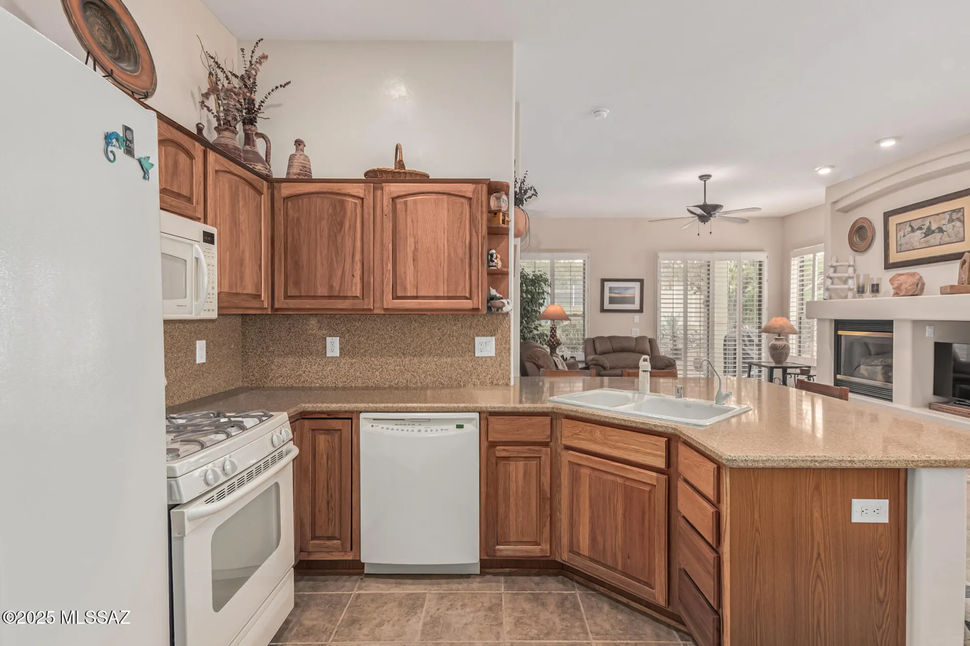 Property Slideshow image 11 of 34 | 63692 e vacation dr, Tucson, AZ, 85739