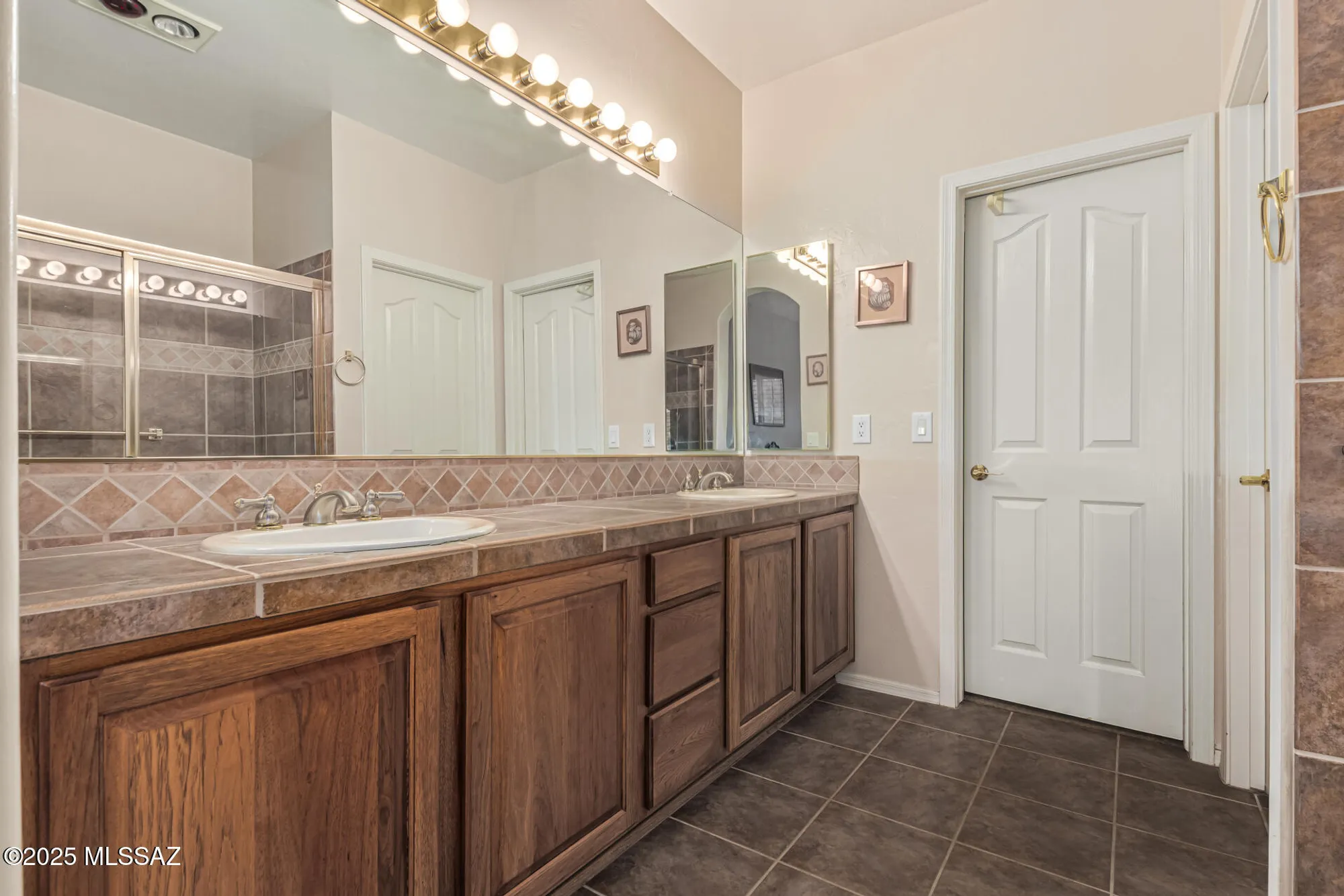 Property Slideshow image 16 of 34 | 63692 e vacation dr, Tucson, AZ, 85739