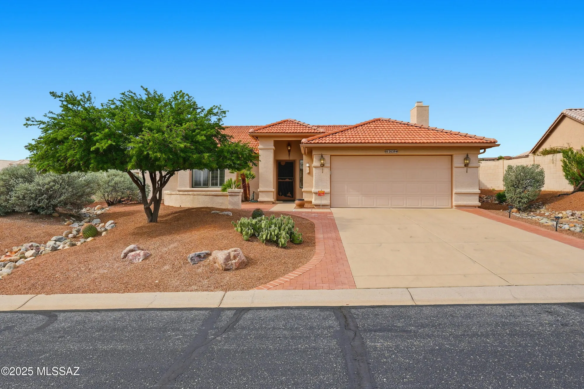 Property Slideshow image 1 of 34 | 36394 s rock crest dr, Tucson, AZ, 85739