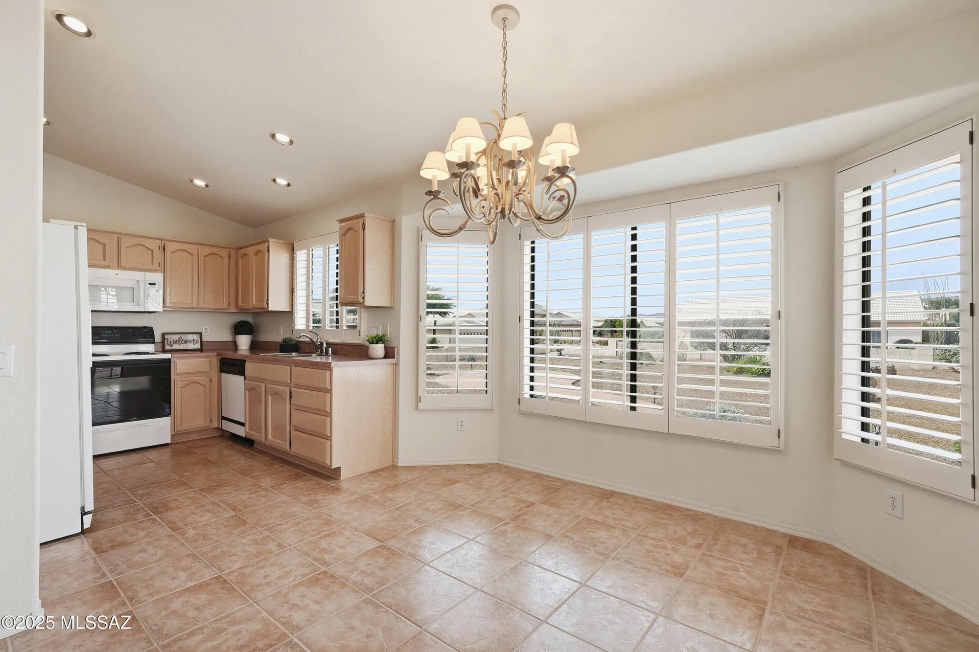 Property Slideshow image 5 of 34 | 36394 s rock crest dr, Tucson, AZ, 85739