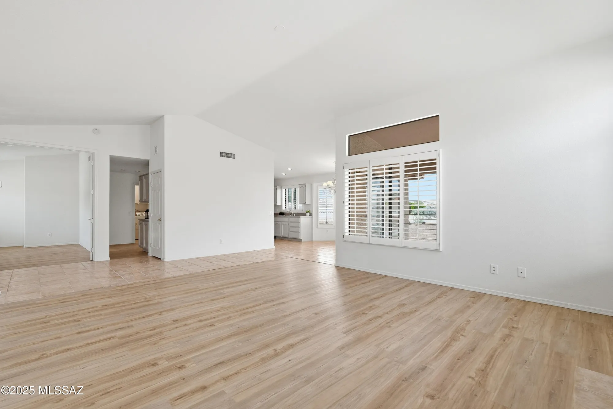 Property Slideshow image 14 of 34 | 36394 s rock crest dr, Tucson, AZ, 85739