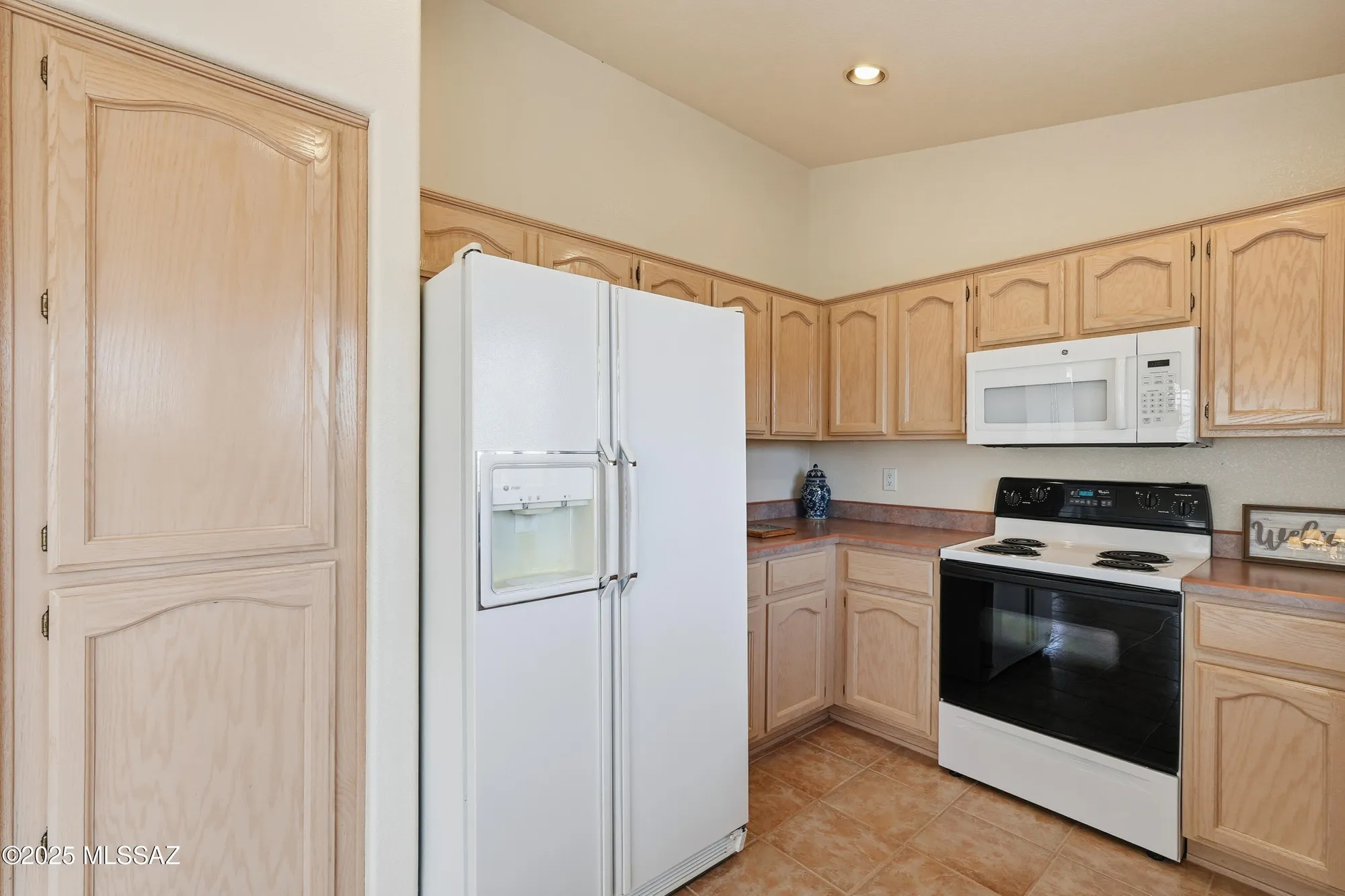 Property Slideshow image 16 of 34 | 36394 s rock crest dr, Tucson, AZ, 85739