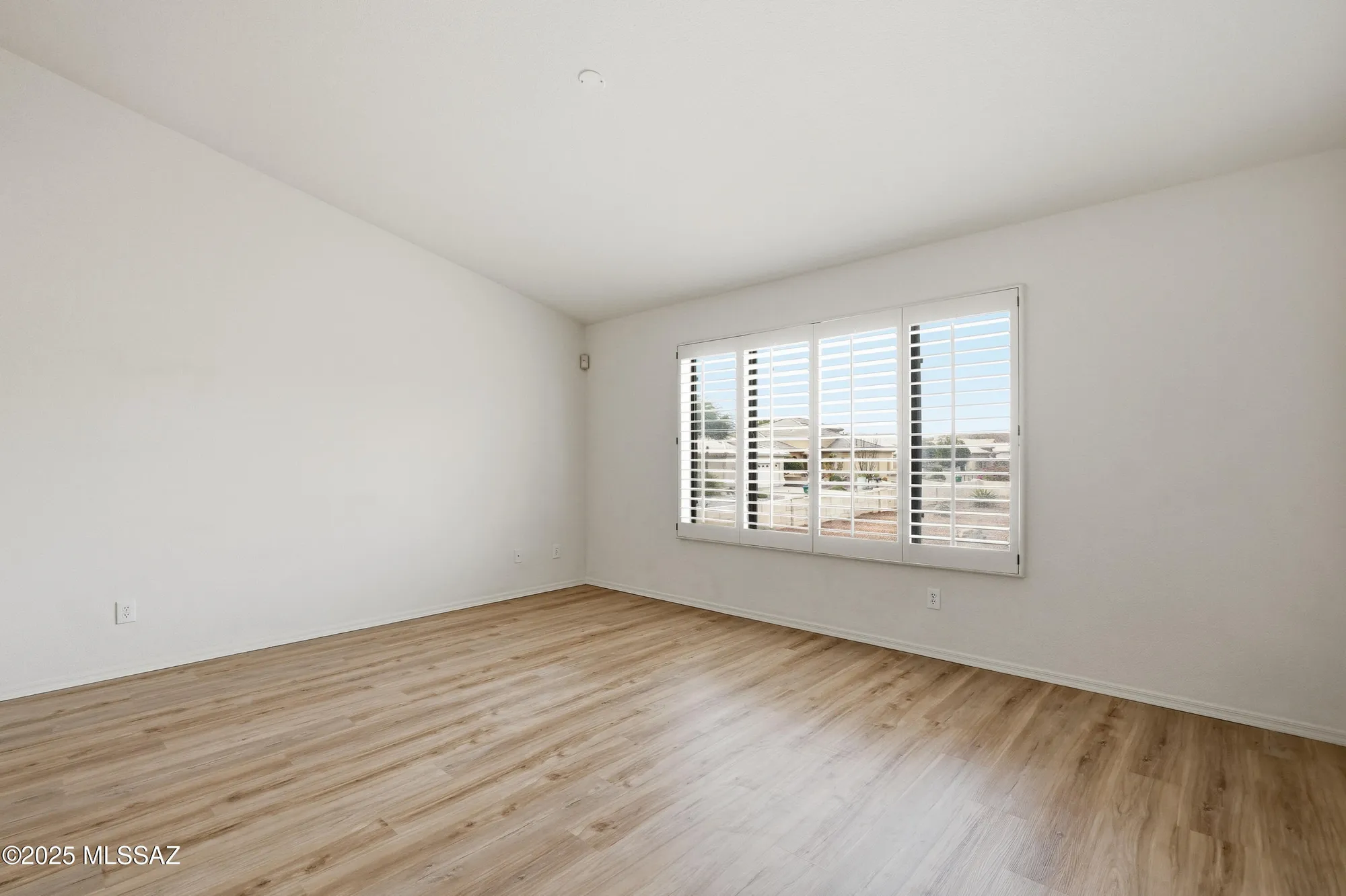 Property Slideshow image 21 of 34 | 36394 s rock crest dr, Tucson, AZ, 85739