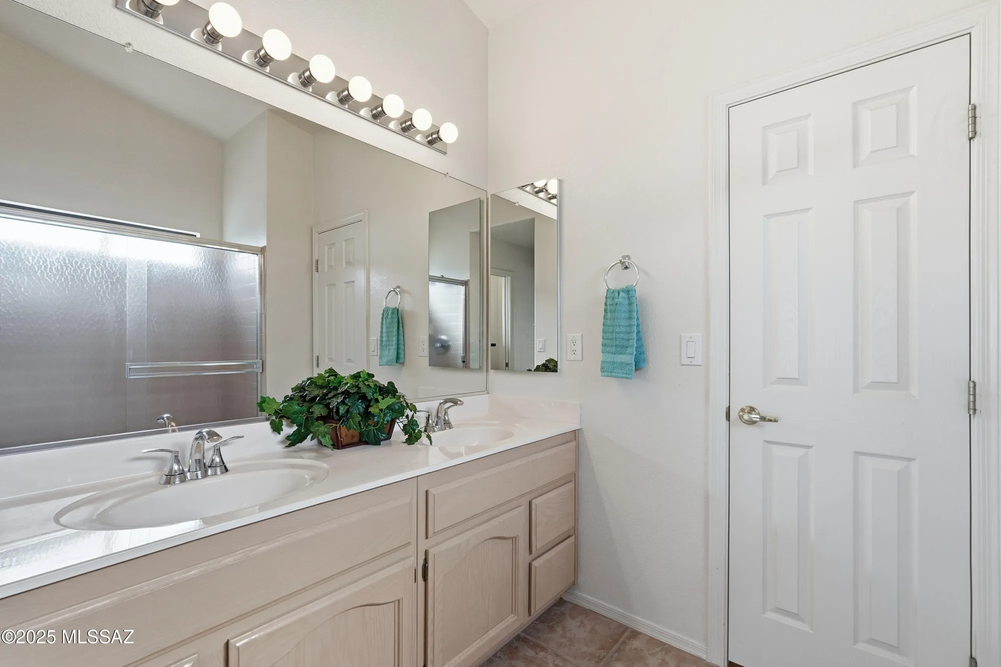 Property Slideshow image 25 of 34 | 36394 s rock crest dr, Tucson, AZ, 85739