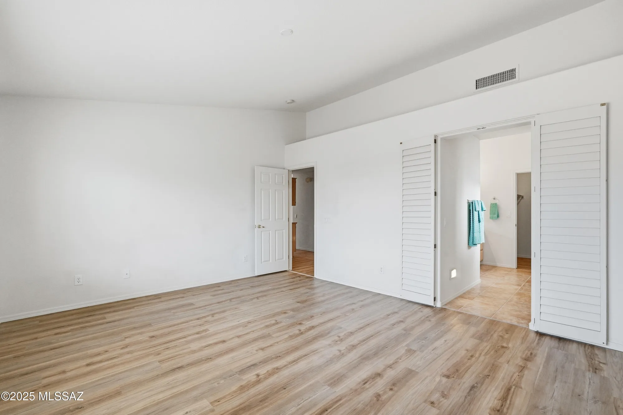 Property Slideshow image 7 of 34 | 36394 s rock crest dr, Tucson, AZ, 85739