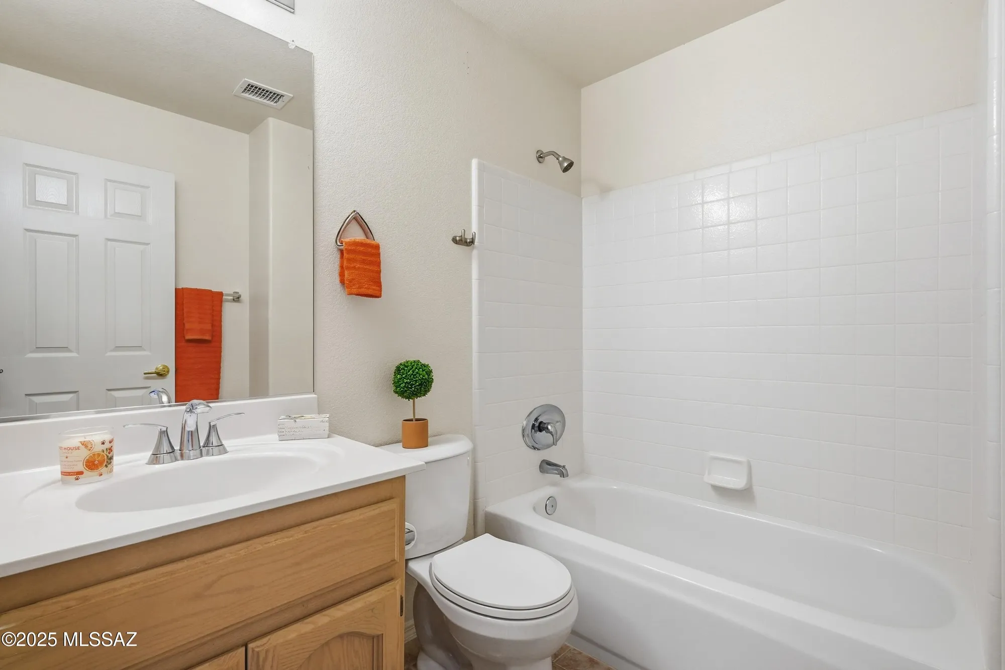 Property Slideshow image 27 of 34 | 36394 s rock crest dr, Tucson, AZ, 85739