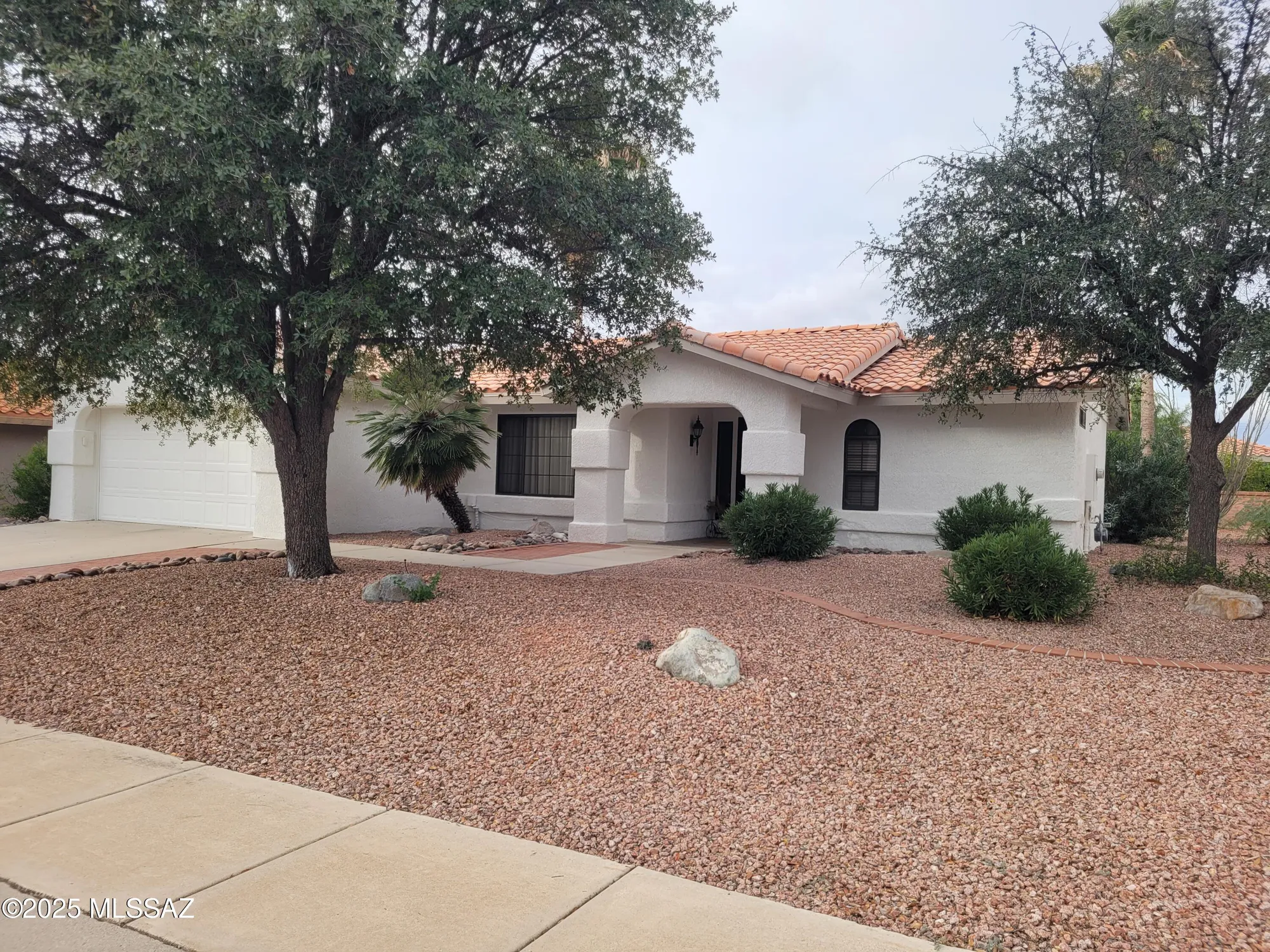 Property Slideshow image 2 of 26 | 14431 n sky trl, Oro Valley, AZ, 85755