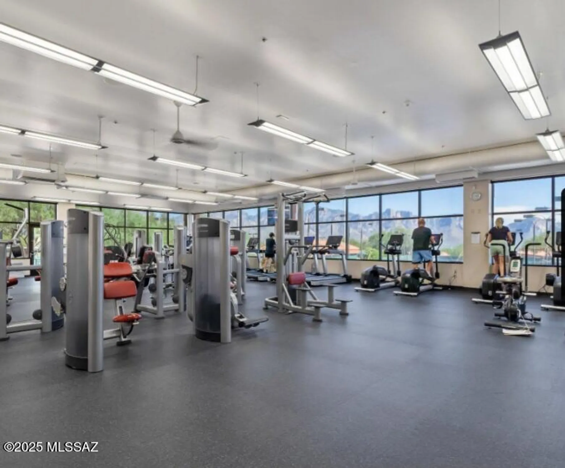 Property Slideshow image 20 of 26 | 14431 n sky trl, Oro Valley, AZ, 85755