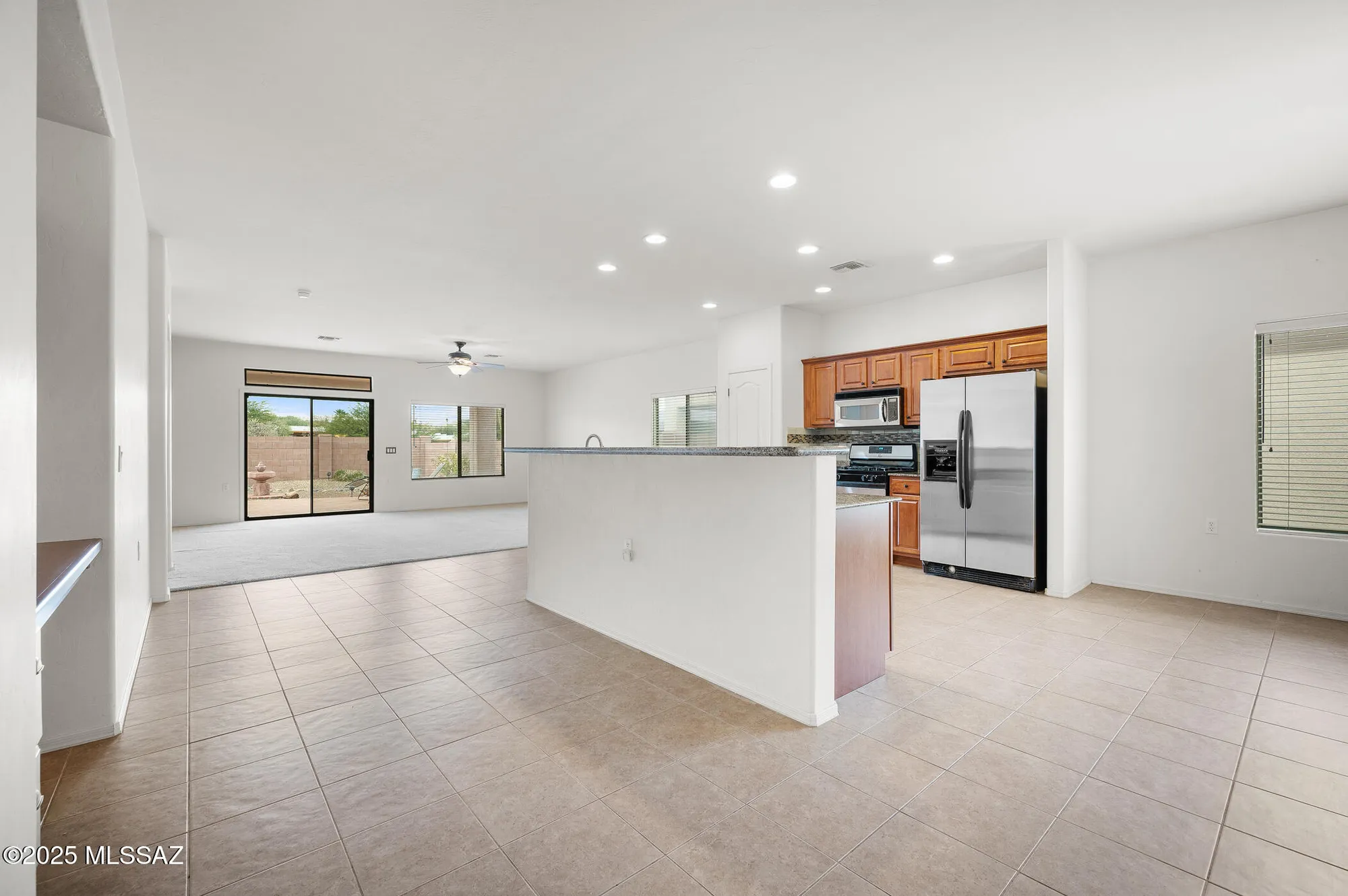 Property Slideshow image 5 of 33 | 530 w royal troon pl, Green Valley, AZ, 85614