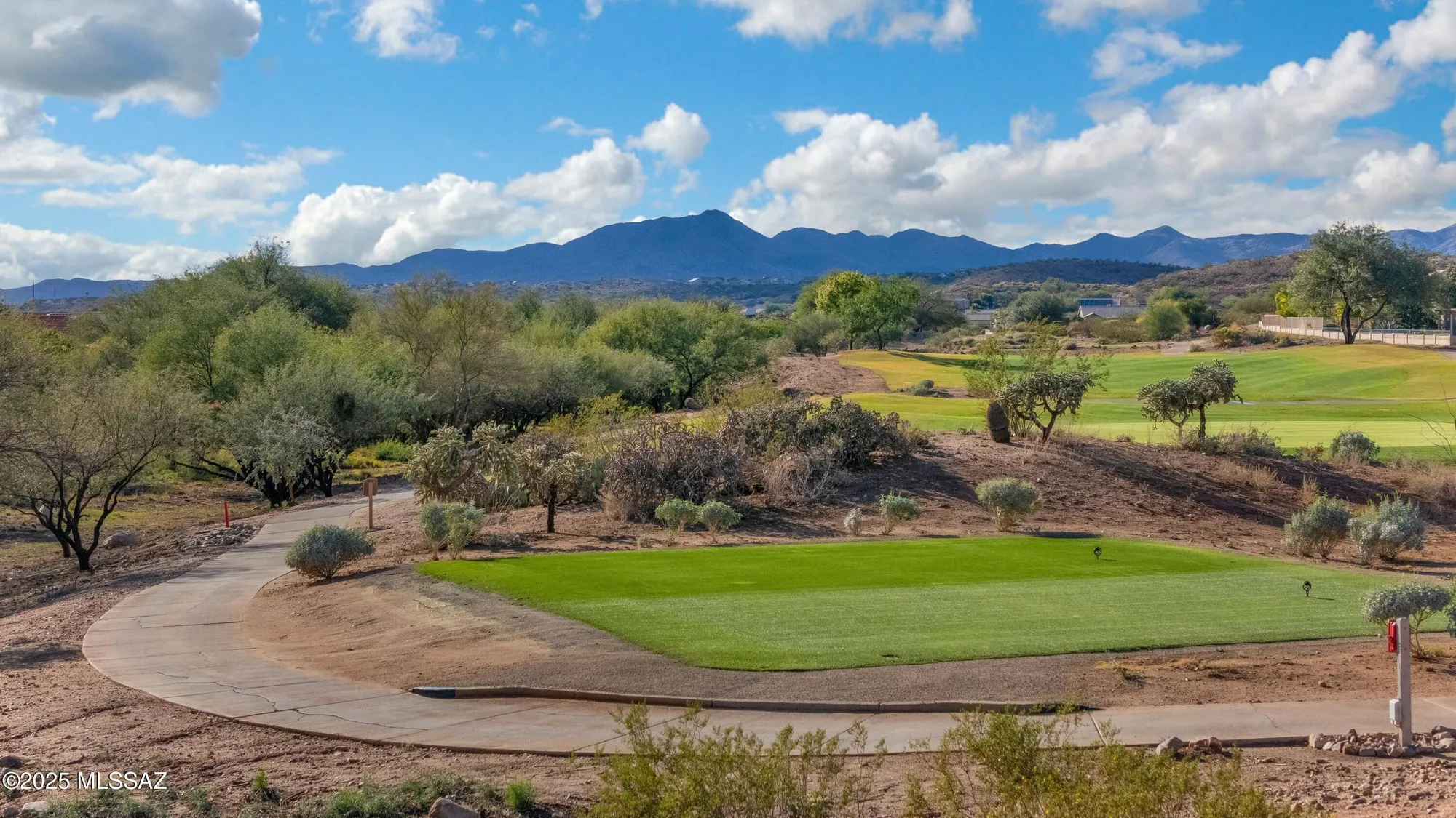 Property Slideshow image 9 of 34 | 39062 s casual dr, Saddlebrooke, AZ, 85739