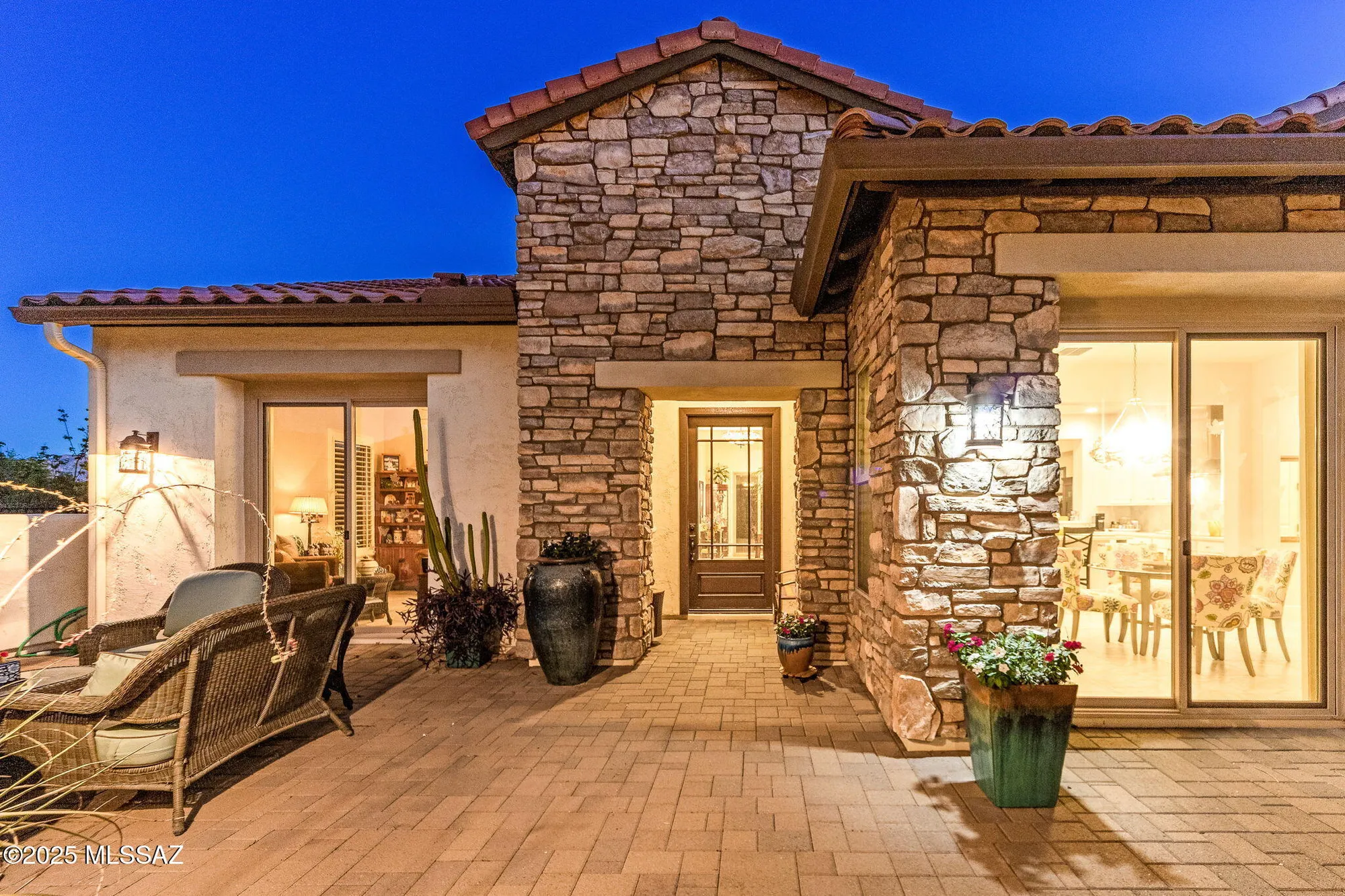Property Slideshow image 3 of 48 | 60191 e sabino dr, Oracle, AZ, 85623