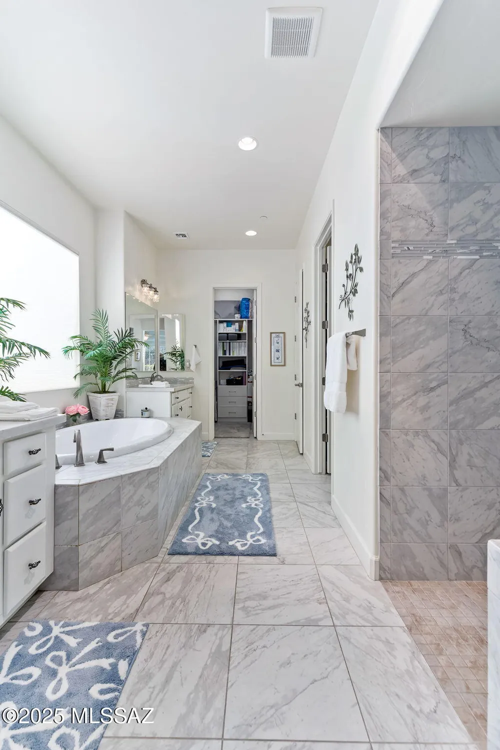 Property Slideshow image 20 of 48 | 60191 e sabino dr, Oracle, AZ, 85623