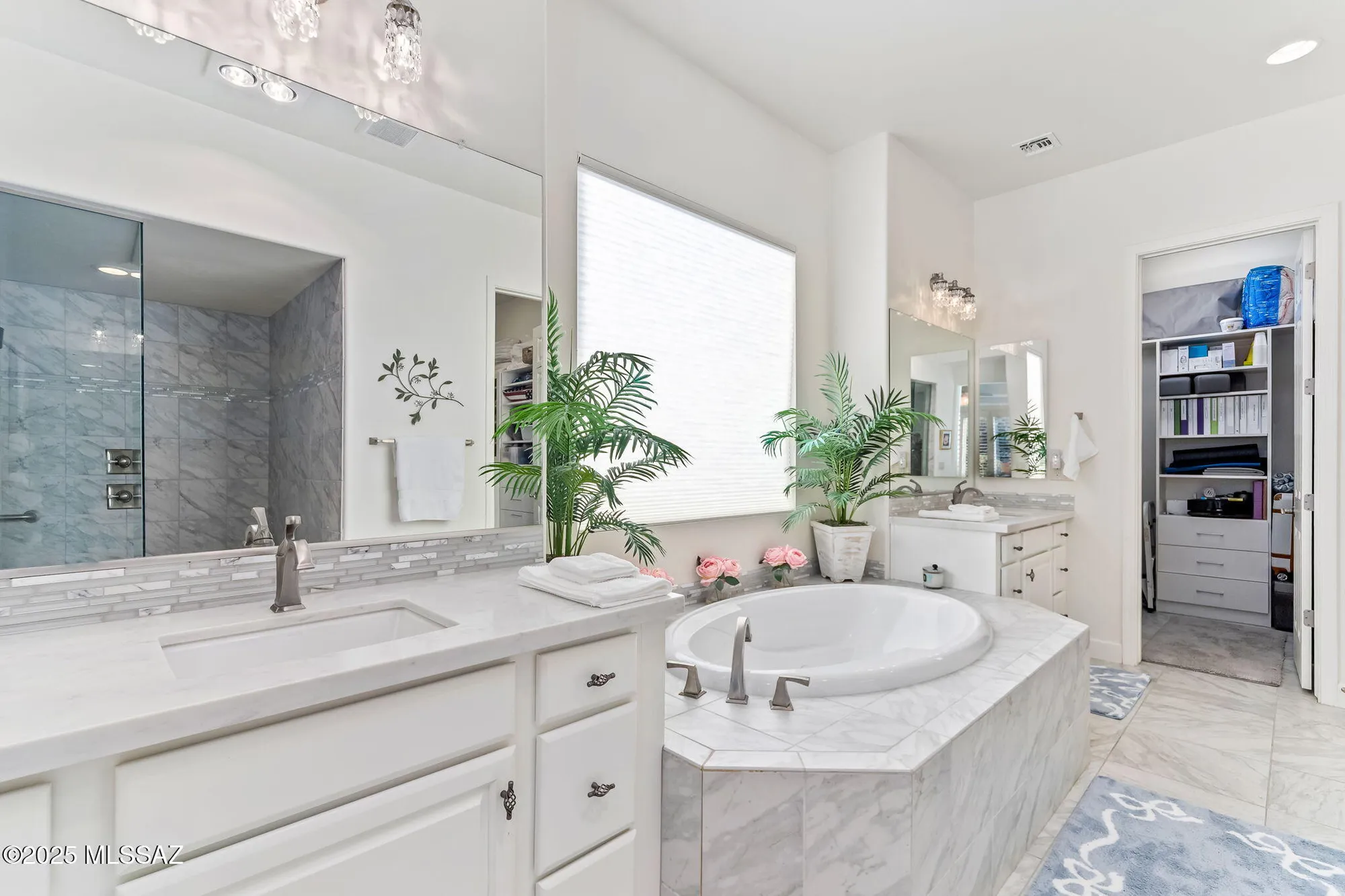 Property Slideshow image 21 of 48 | 60191 e sabino dr, Oracle, AZ, 85623