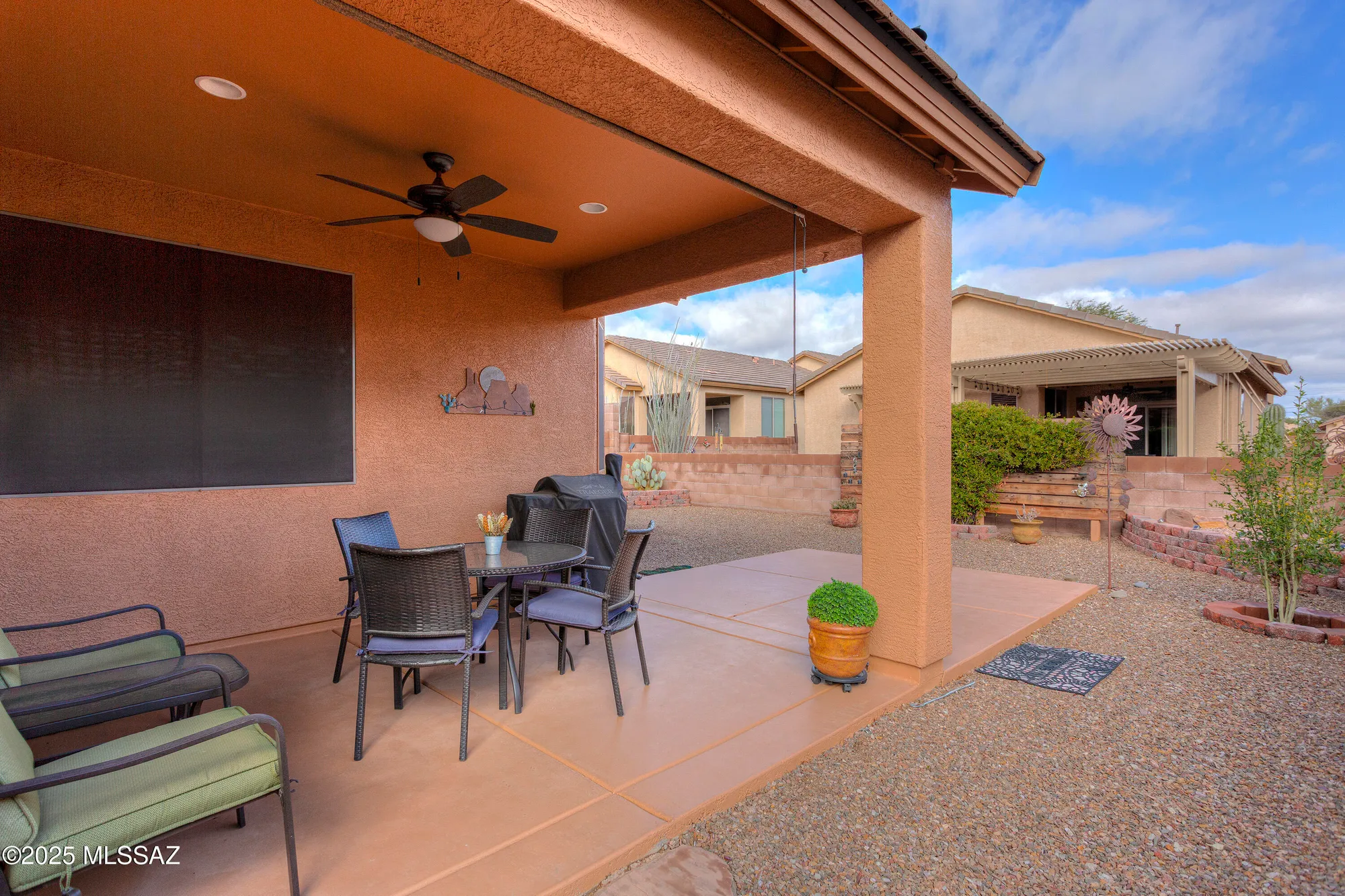 Property Slideshow image 21 of 25 | 512 w bazille way, Green Valley, AZ, 85614