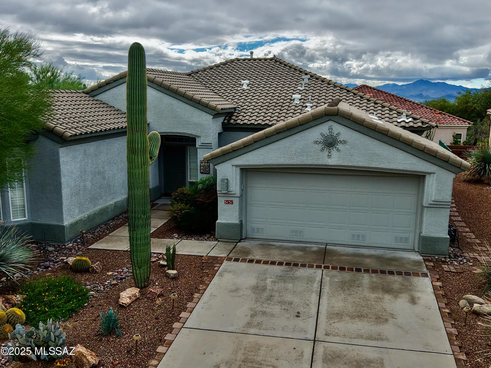 Property Slideshow image 2 of 40 | 5151 w arid canyon dr, Marana, AZ, 85658