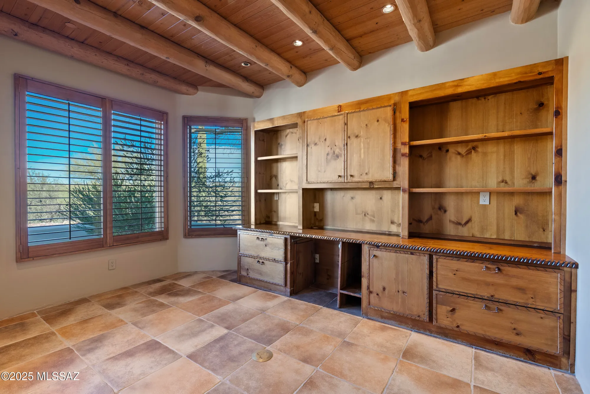 Property Slideshow image 14 of 46 | 525 w paseo santa isabel, Green Valley, AZ, 85622