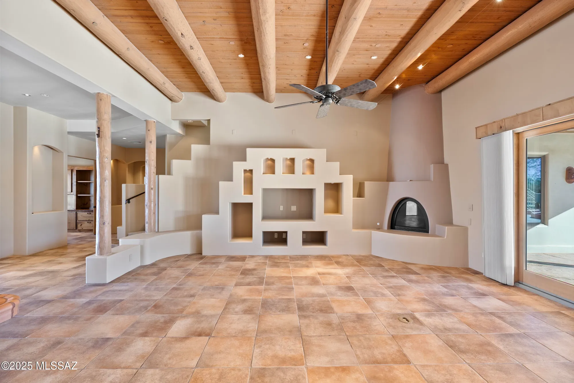 Property Slideshow image 4 of 46 | 525 w paseo santa isabel, Green Valley, AZ, 85622