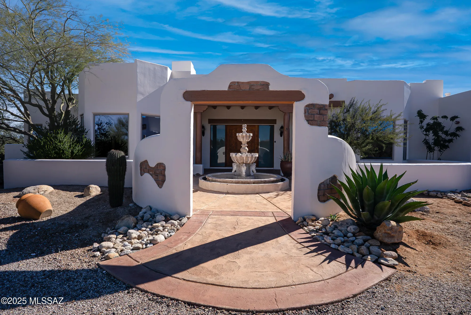 Property Slideshow image 3 of 46 | 525 w paseo santa isabel, Green Valley, AZ, 85622