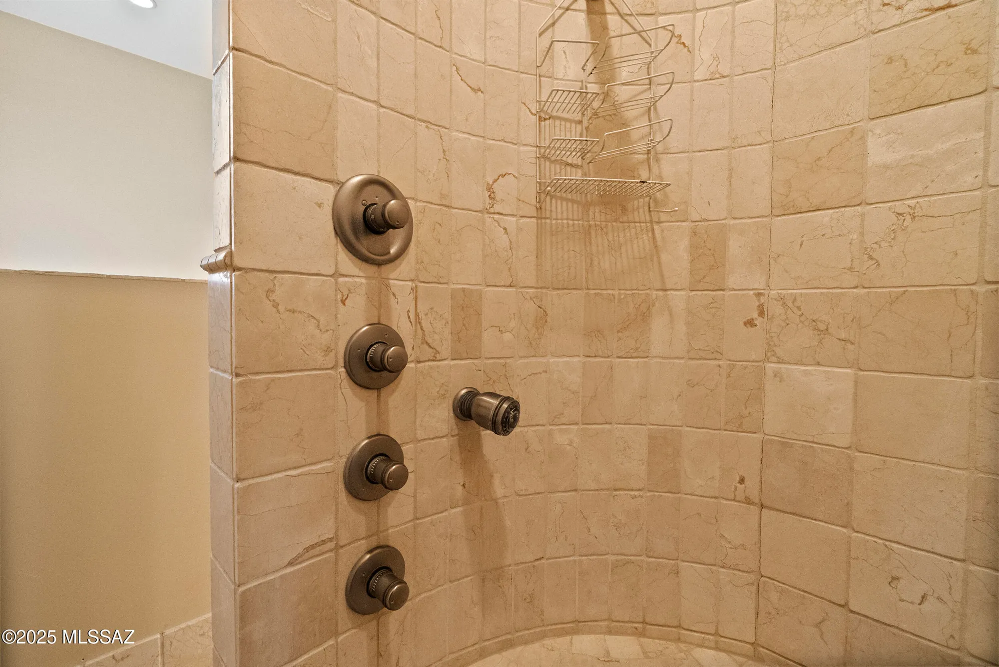 Property Slideshow image 22 of 46 | 525 w paseo santa isabel, Green Valley, AZ, 85622