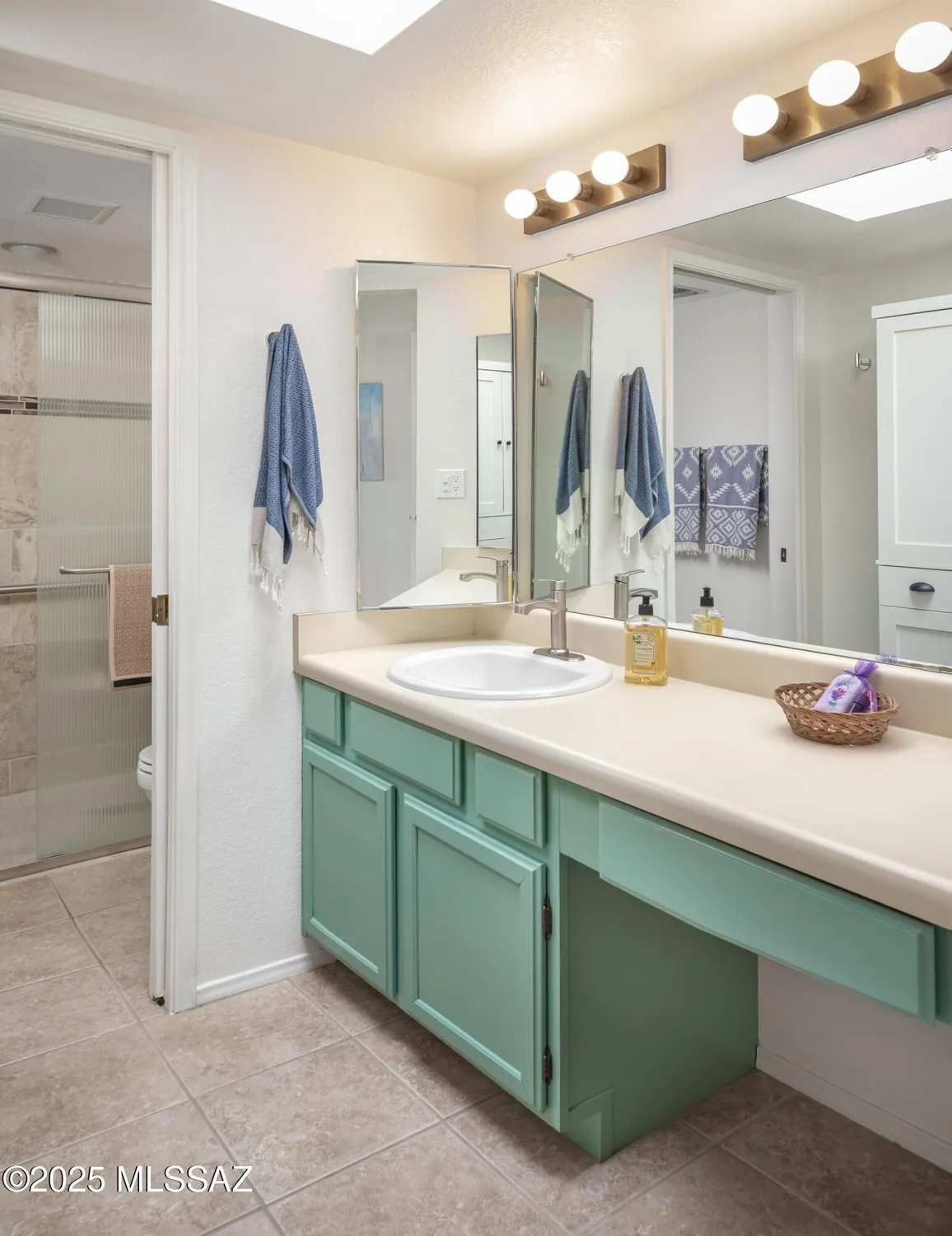 Property Slideshow image 17 of 38 | 8665 n coral ridge loop, Tucson, AZ, 85704