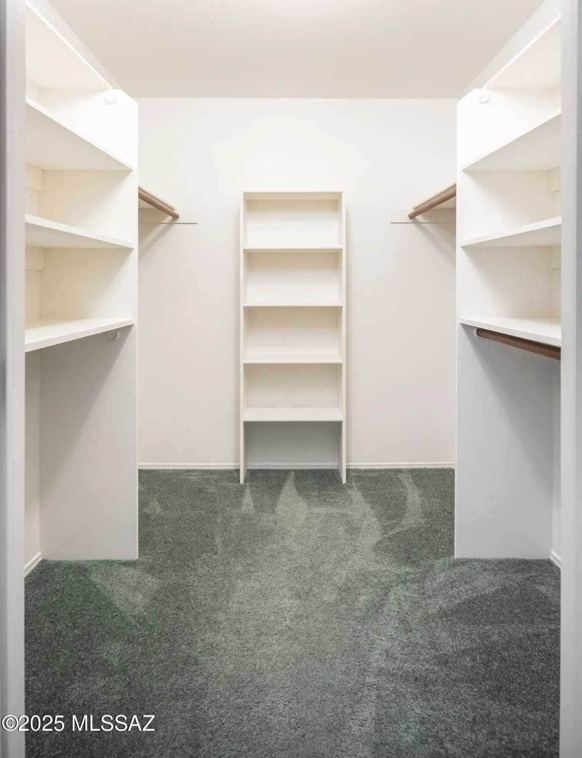 Property Slideshow image 16 of 38 | 8665 n coral ridge loop, Tucson, AZ, 85704