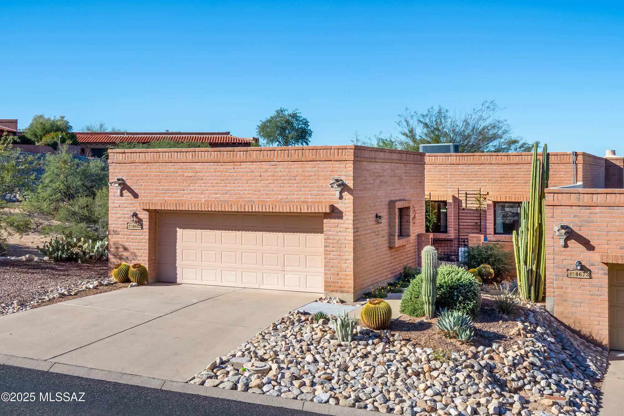 Property Slideshow image 1 of 38 | 8665 n coral ridge loop, Tucson, AZ, 85704
