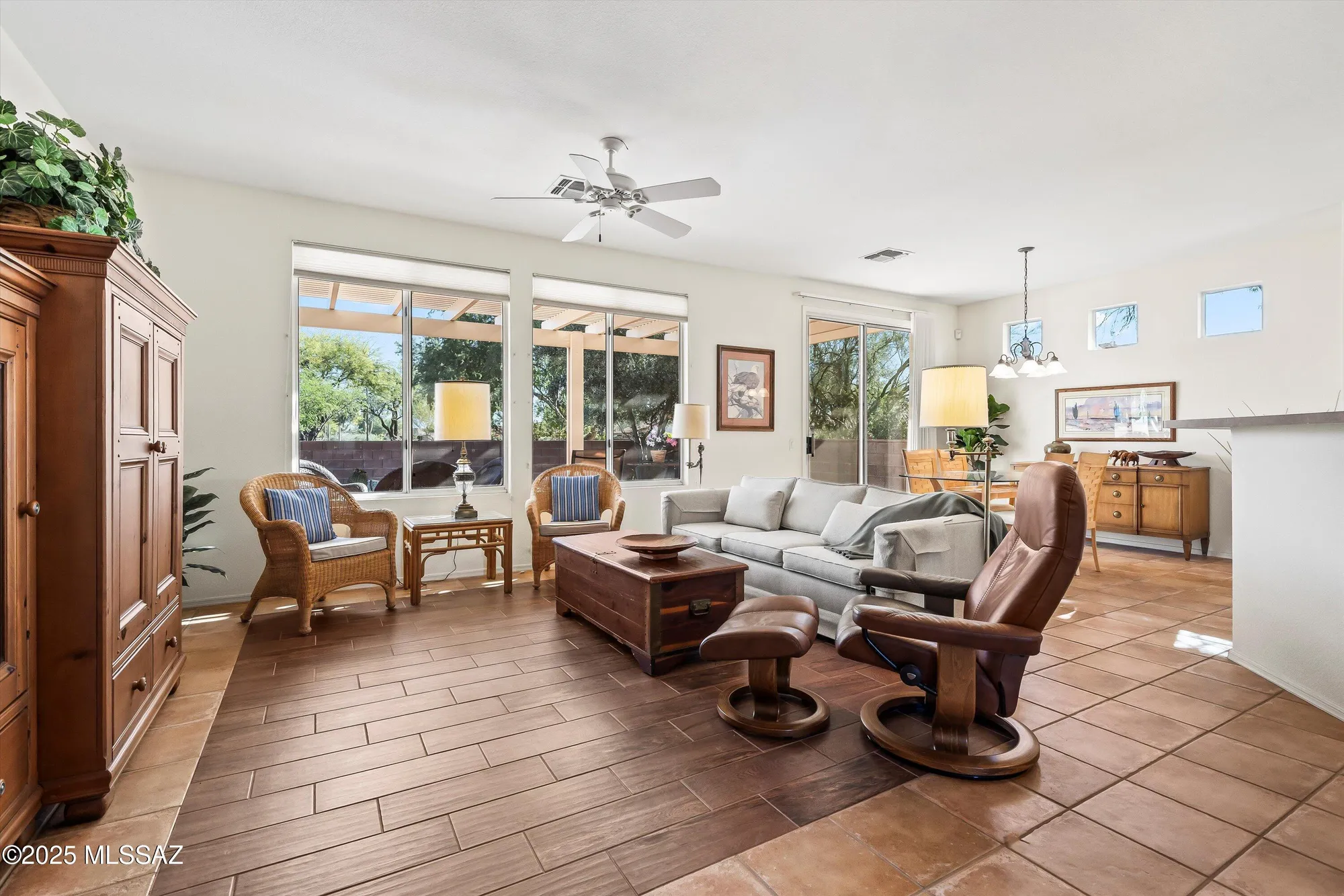 Property Slideshow image 4 of 50 | 9402 n wishing star dr, Tucson, AZ, 85743