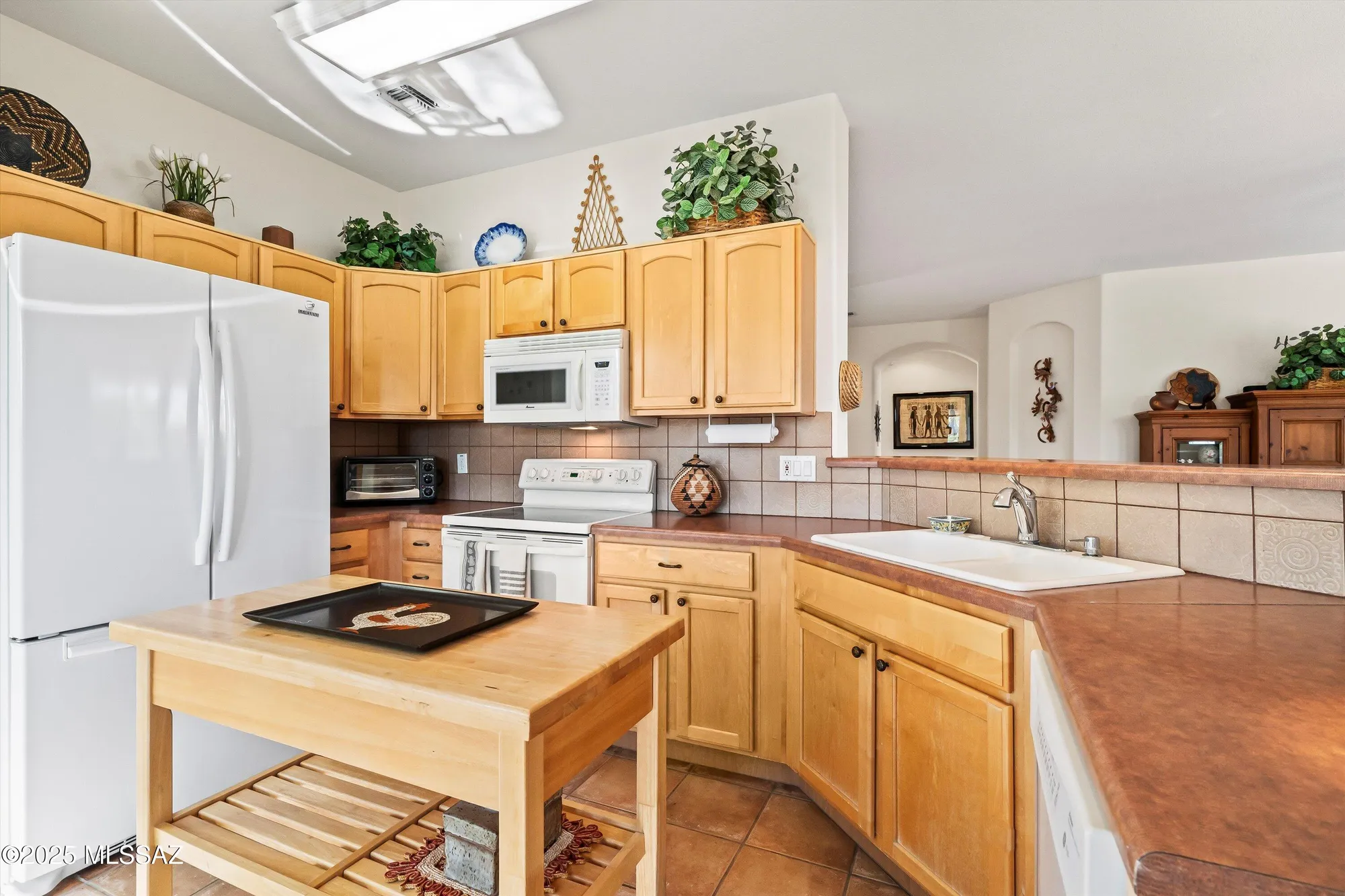 Property Slideshow image 10 of 50 | 9402 n wishing star dr, Tucson, AZ, 85743