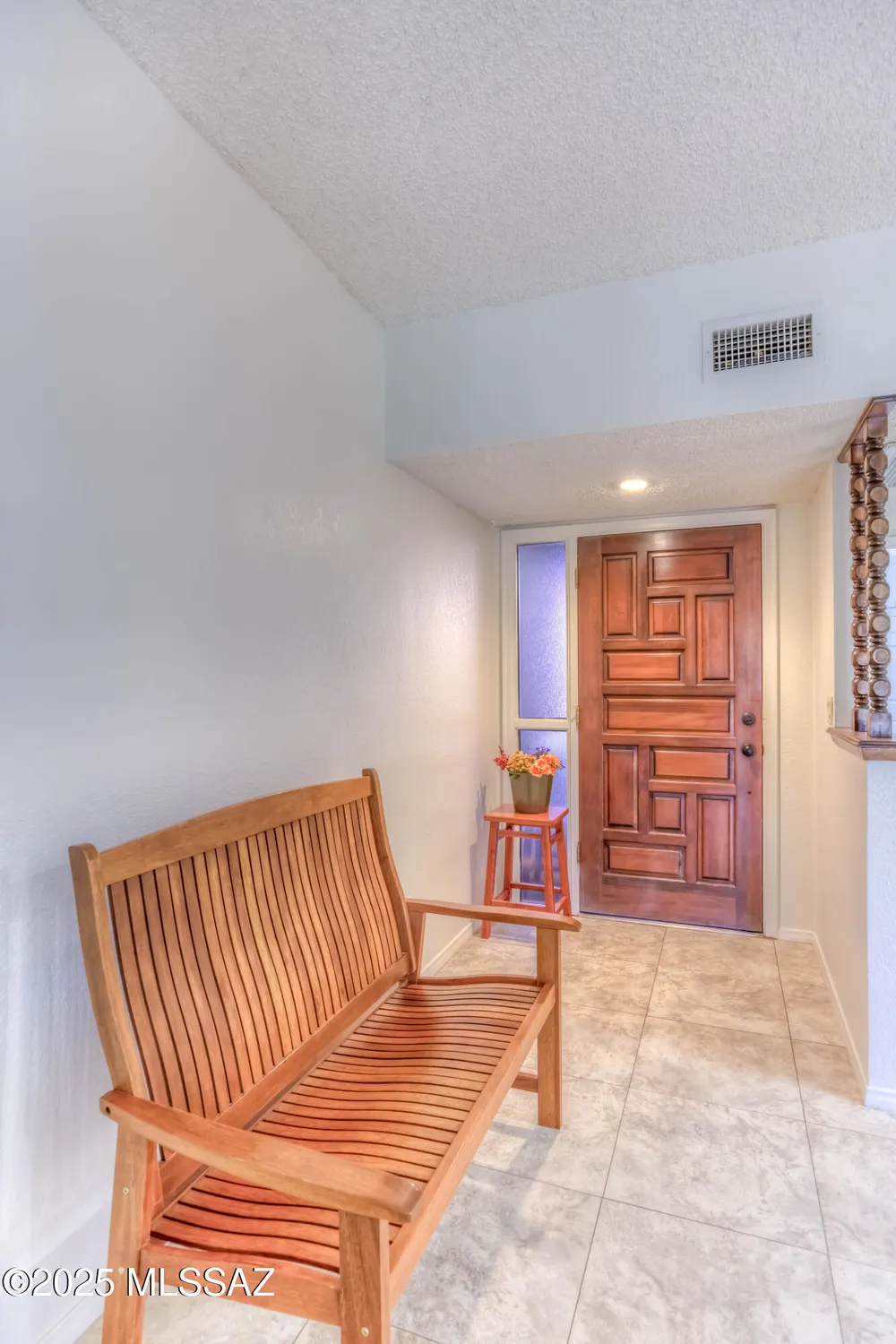 Property Slideshow image 4 of 22 | 1714 w dalehaven cir, Tucson, AZ, 85704