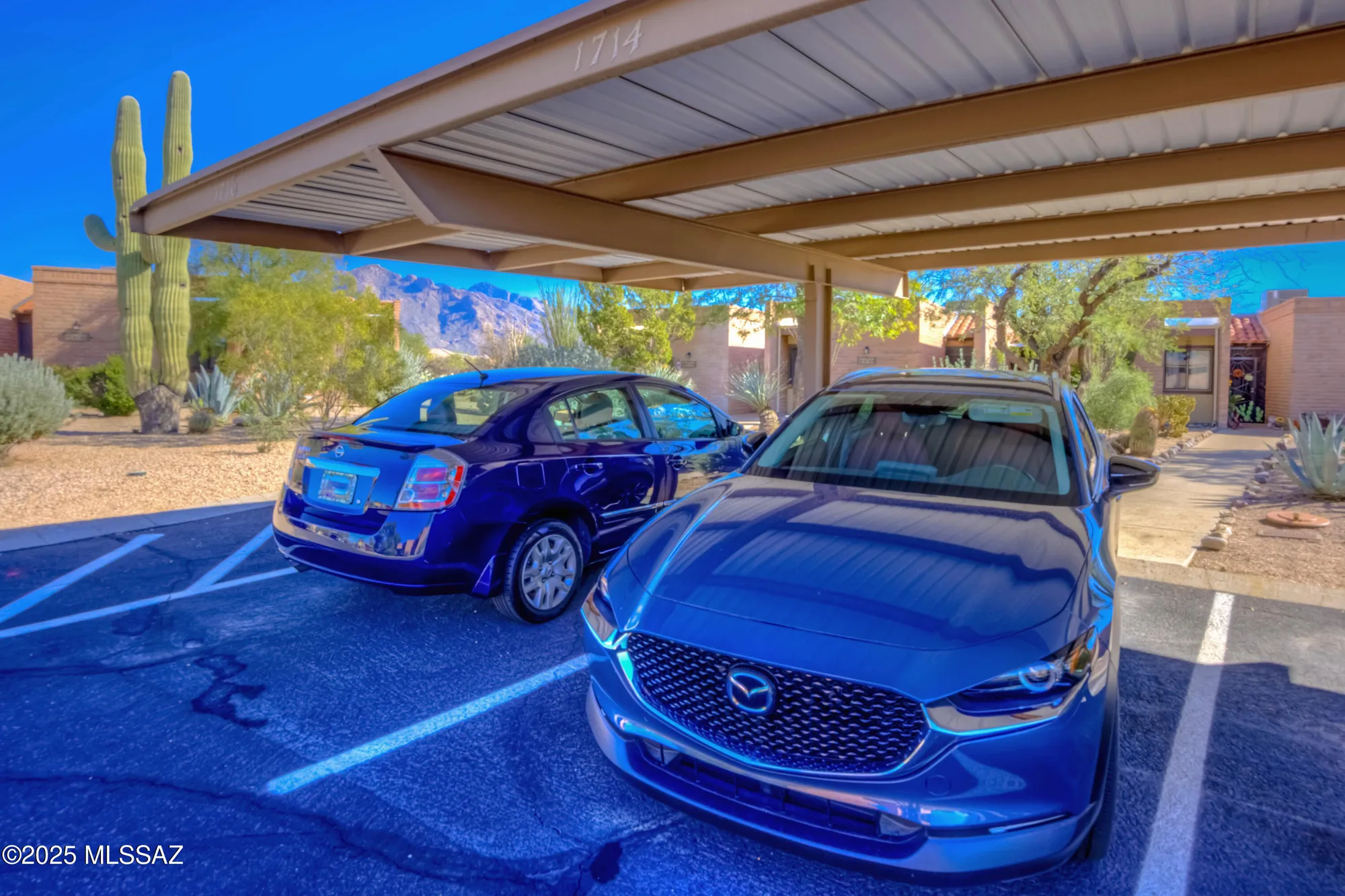 Property Slideshow image 19 of 22 | 1714 w dalehaven cir, Tucson, AZ, 85704