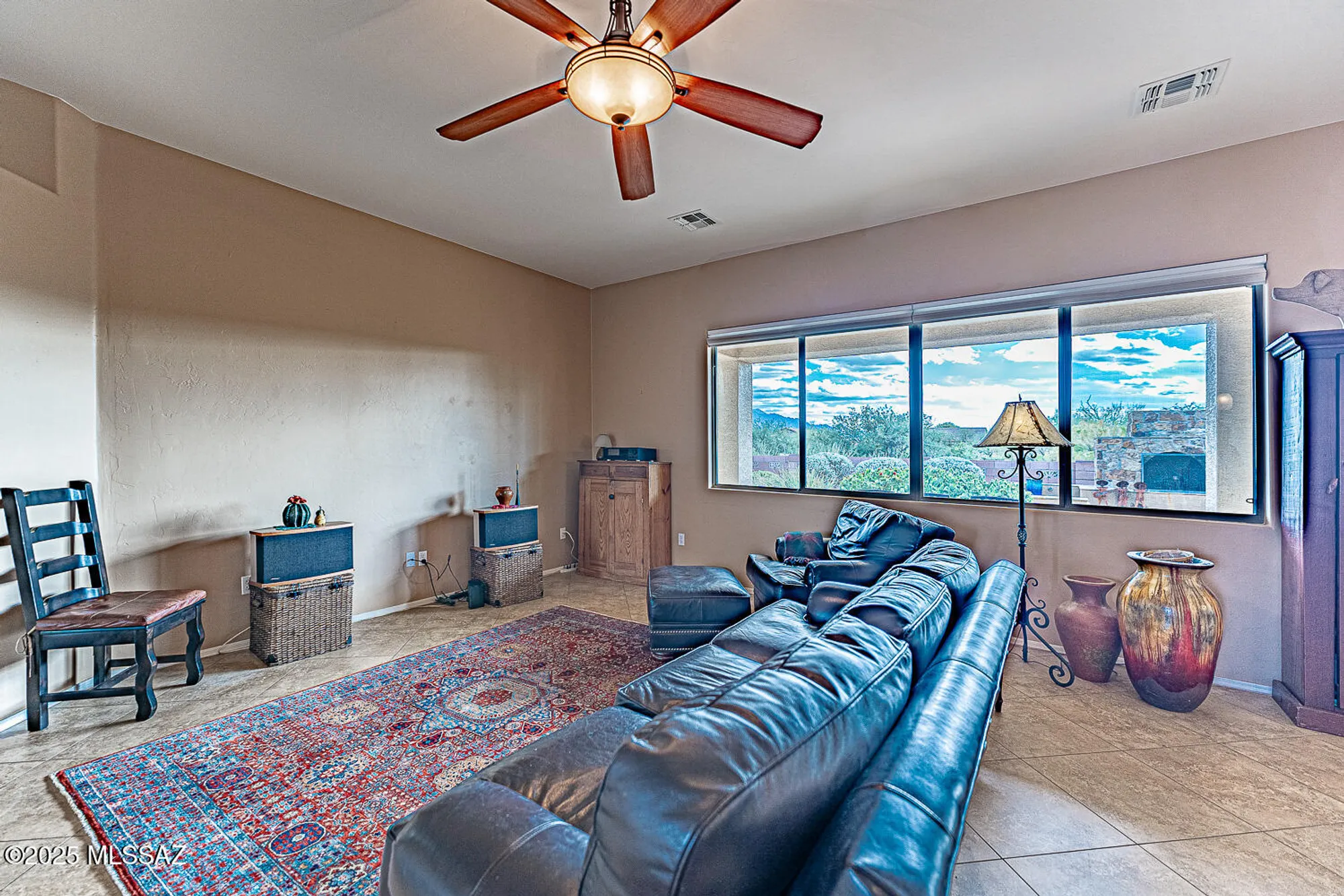 Property Slideshow image 8 of 49 | 899 w calle artistica, Green Valley, AZ, 85614