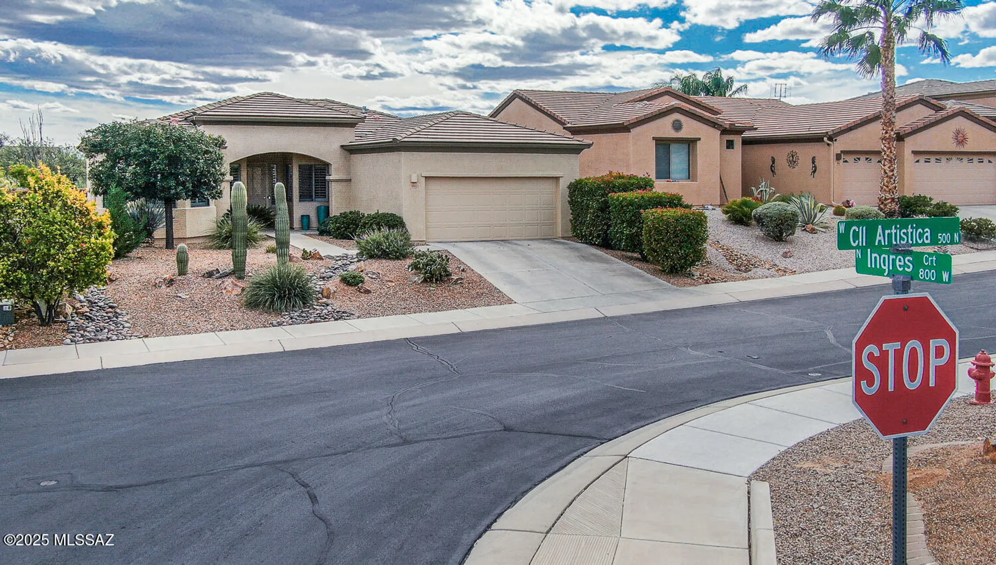 Property Slideshow image 2 of 49 | 899 w calle artistica, Green Valley, AZ, 85614