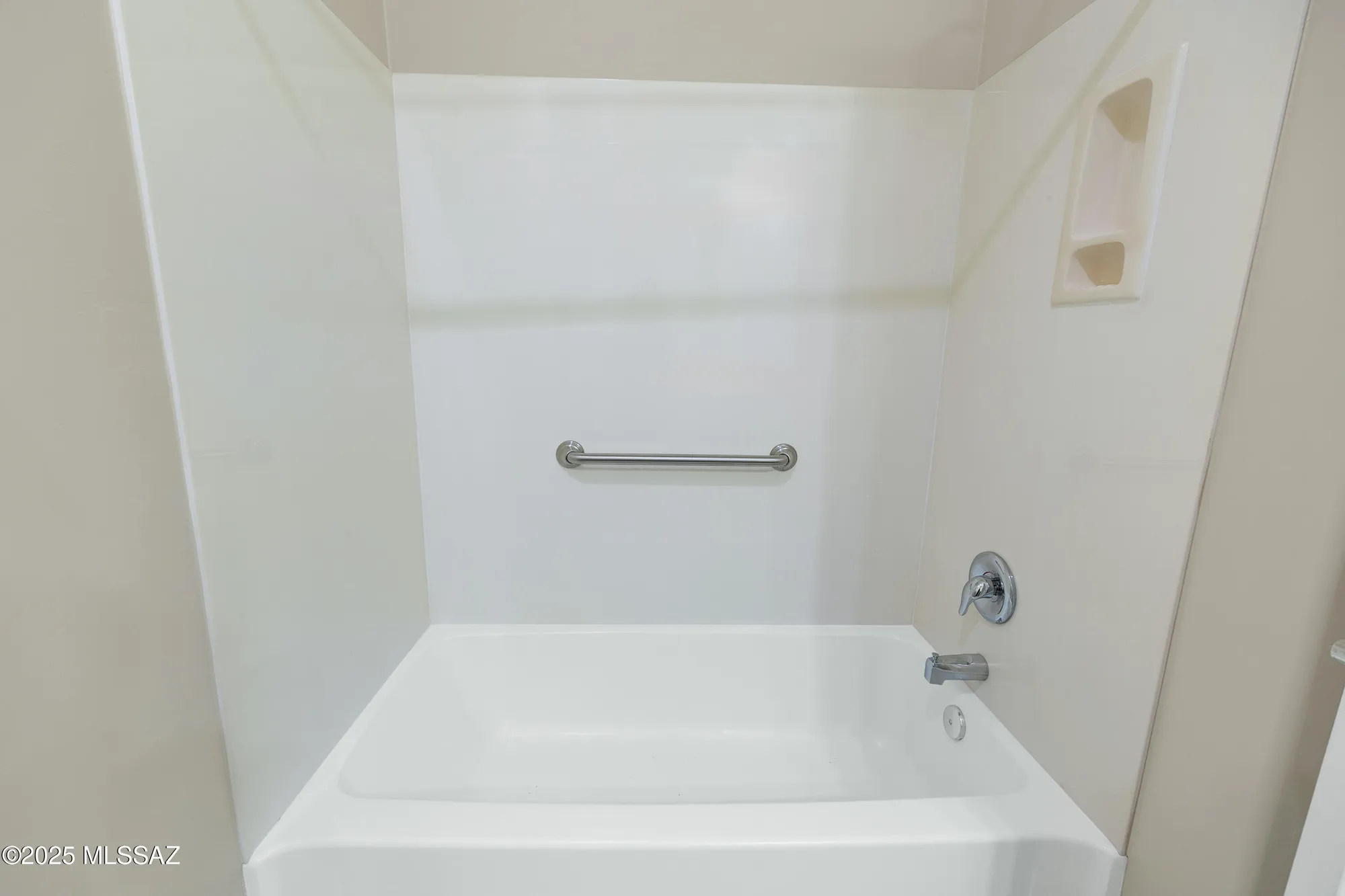 Property Slideshow image 31 of 36 | 5829 s waynes way, Green Valley, AZ, 85622