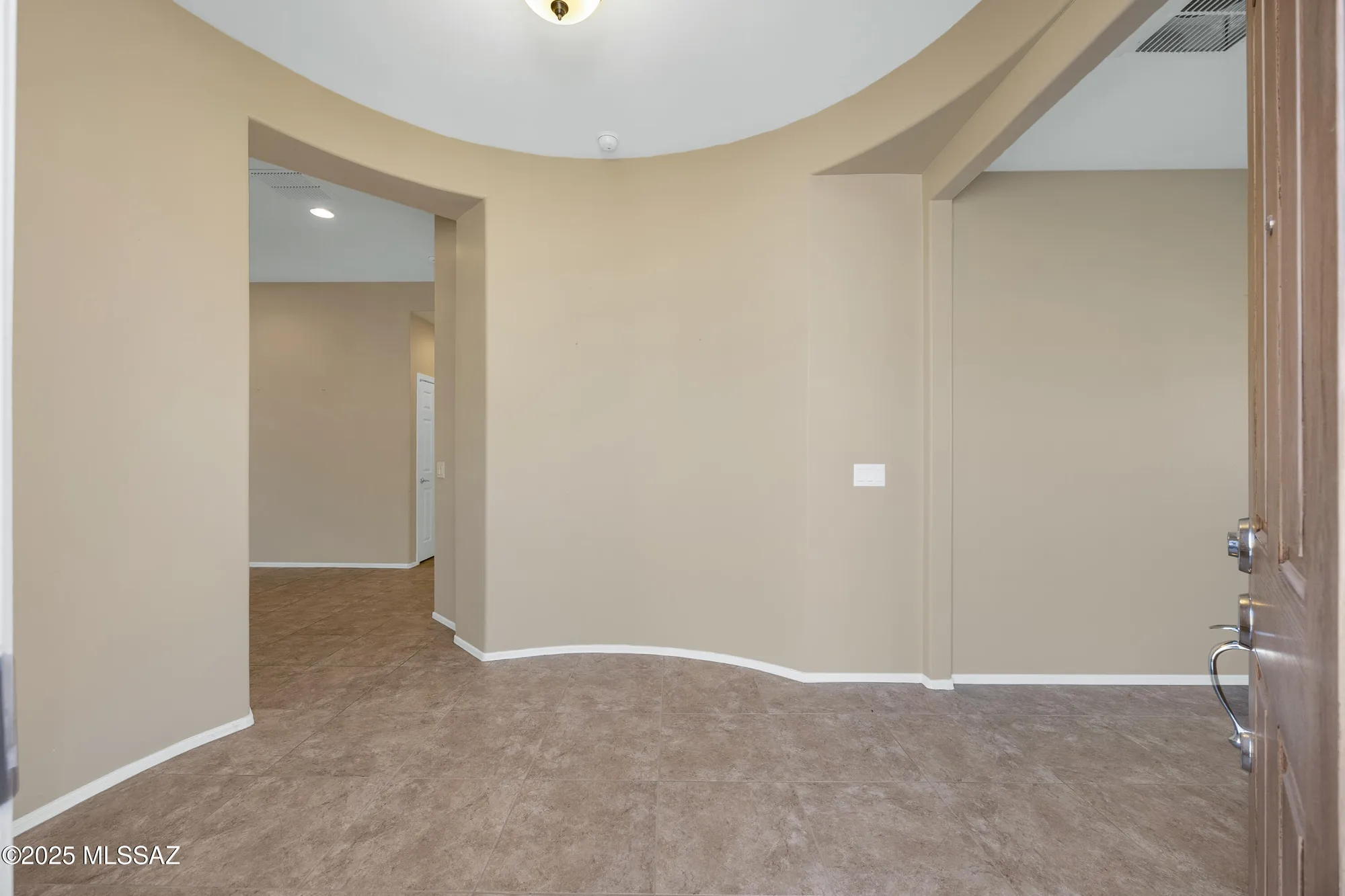 Property Slideshow image 4 of 36 | 5829 s waynes way, Green Valley, AZ, 85622