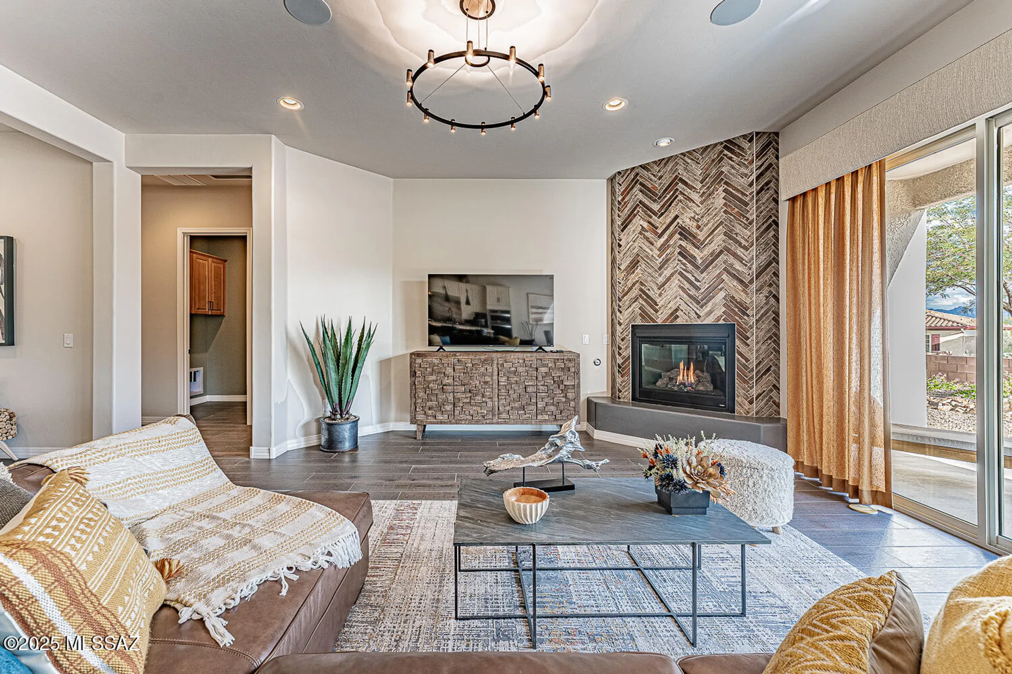 Property Slideshow image 7 of 31 | 846 w tranquil water path, Green Valley, AZ, 85614