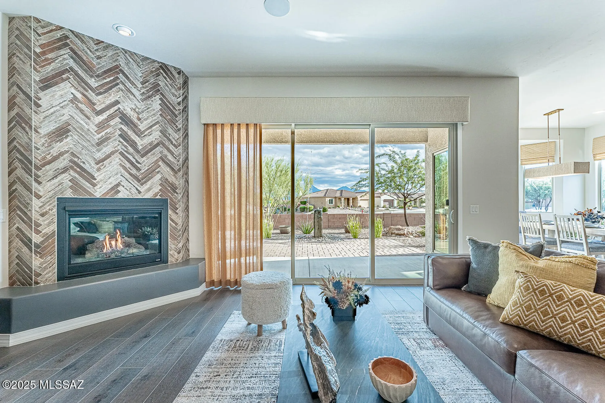 Property Slideshow image 5 of 31 | 846 w tranquil water path, Green Valley, AZ, 85614