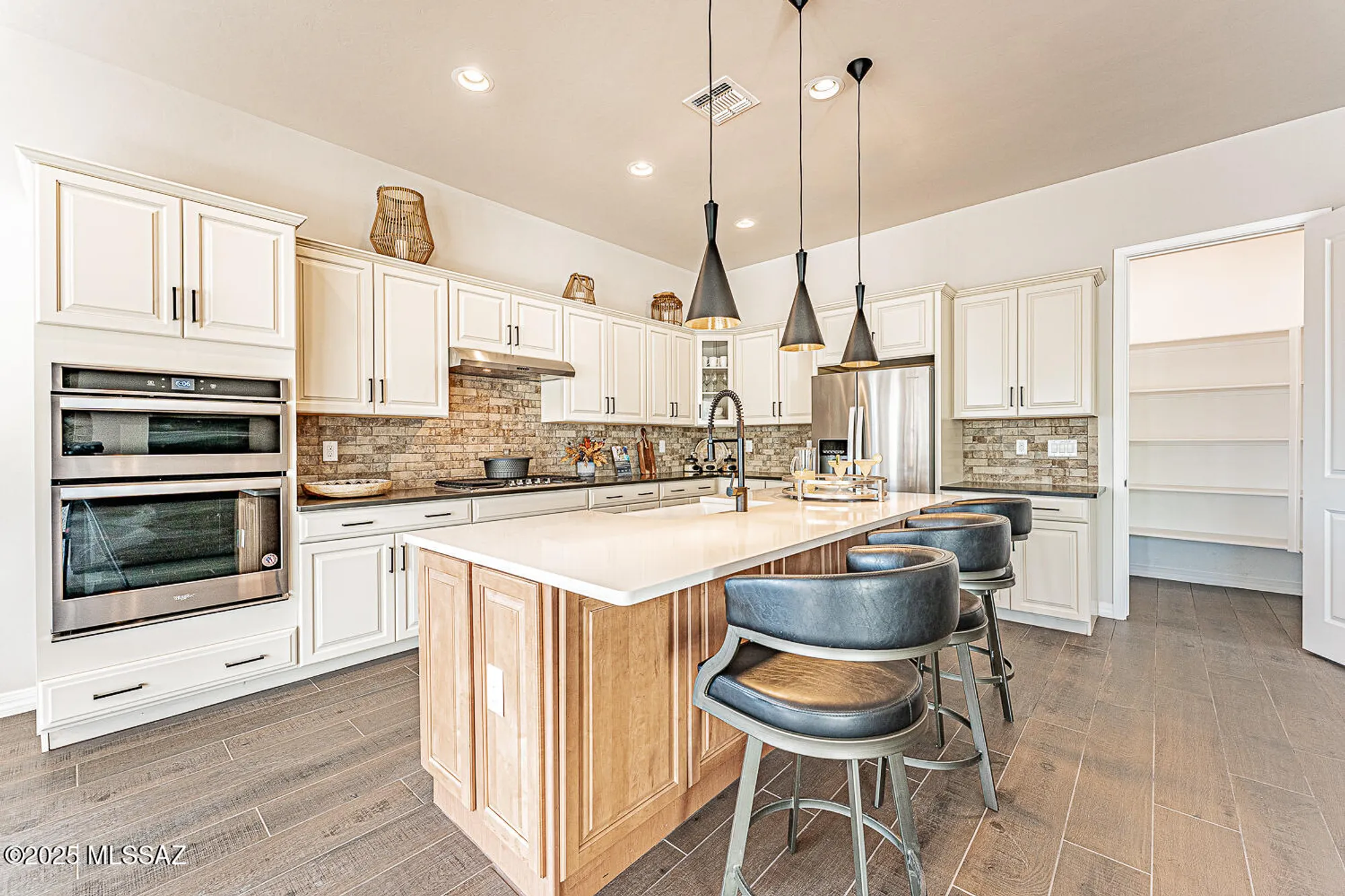 Property Slideshow image 12 of 31 | 846 w tranquil water path, Green Valley, AZ, 85614