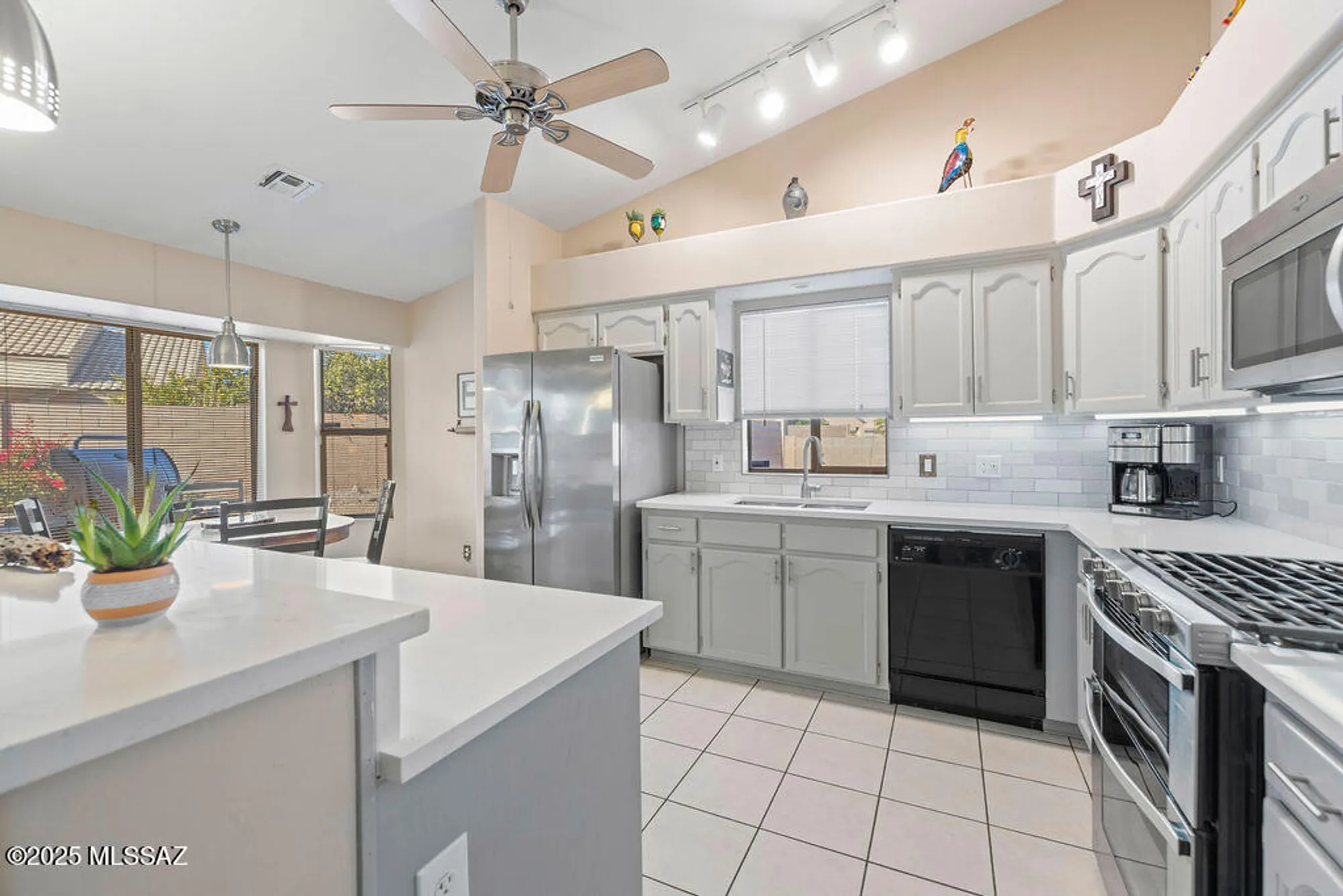 Property Slideshow image 7 of 33 | 1891 n via carrizal, Green Valley, AZ, 85614