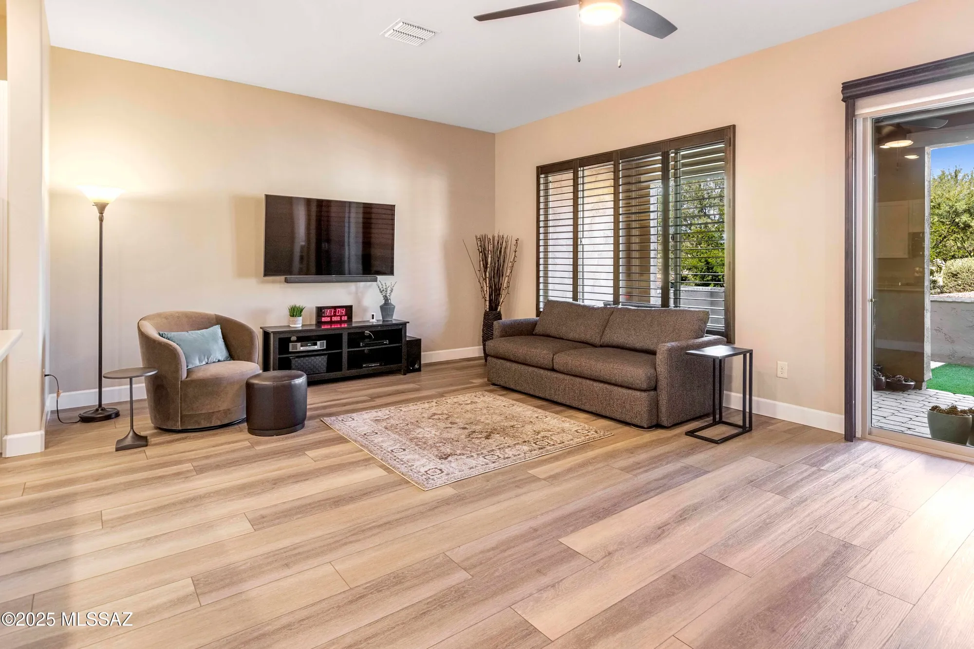 Property Slideshow image 7 of 36 | 61370 e flint dr, Oracle, AZ, 85623